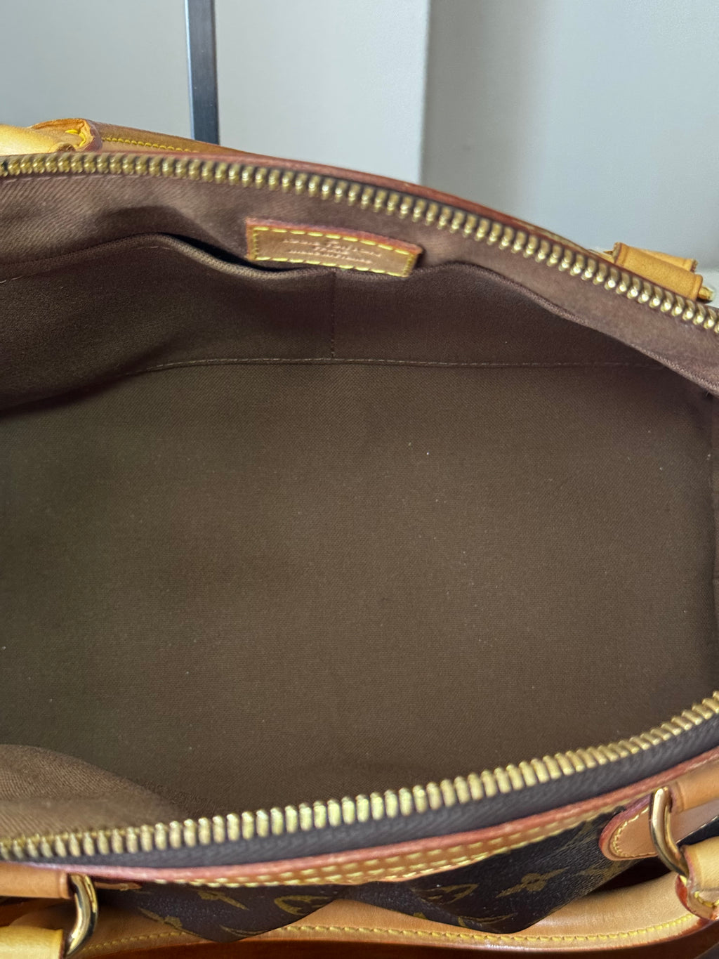 Louis Vuitton Tivoli