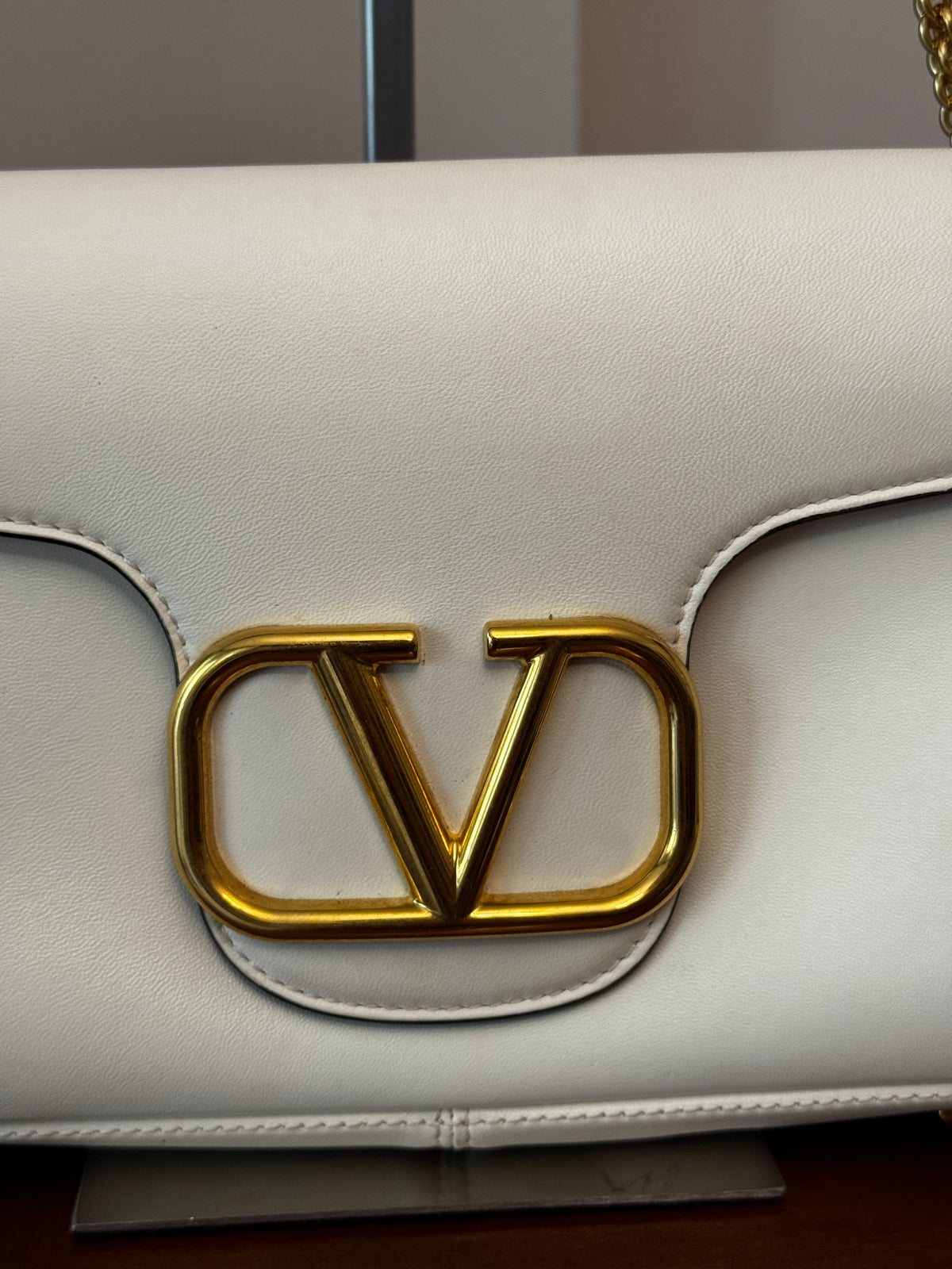 Valentino Garavani Stud Sign