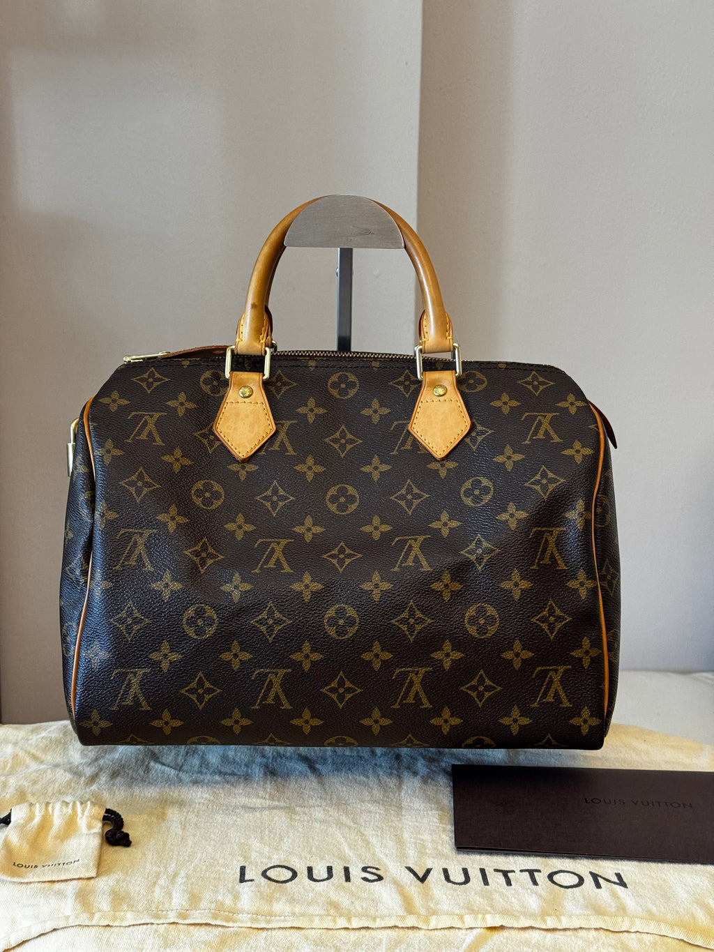 Louis Vuitton Speedy 30
