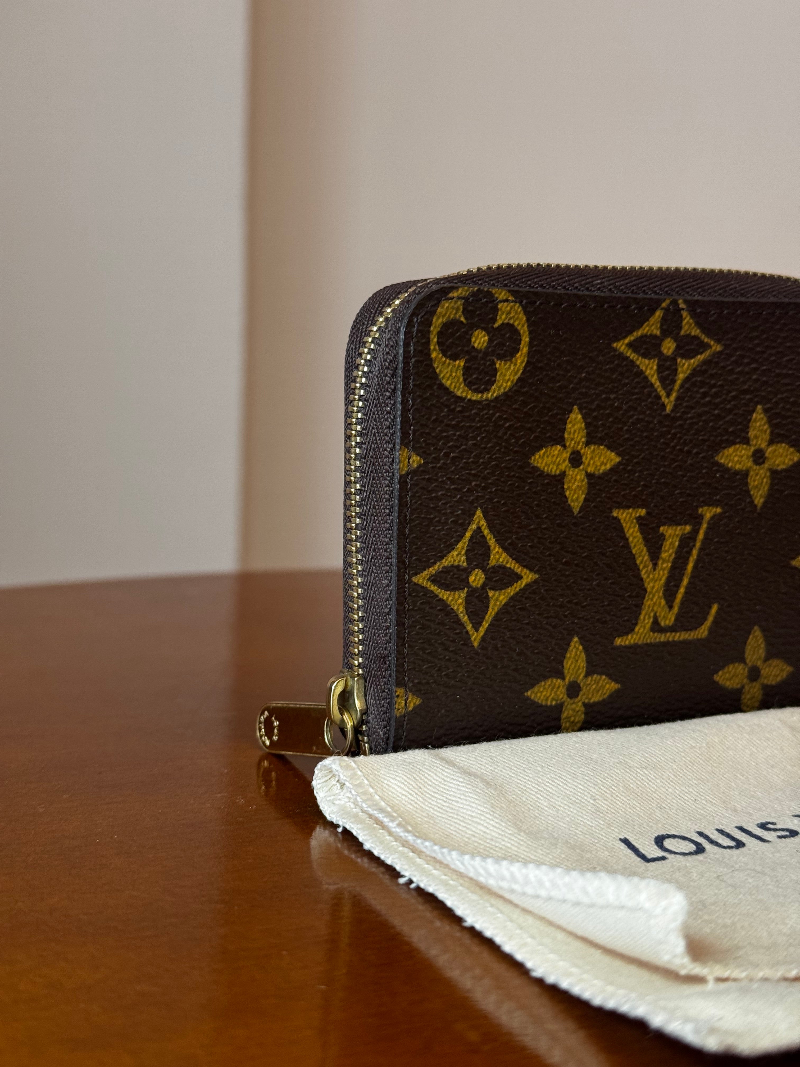 Louis Vuitton Portamonete Zippy