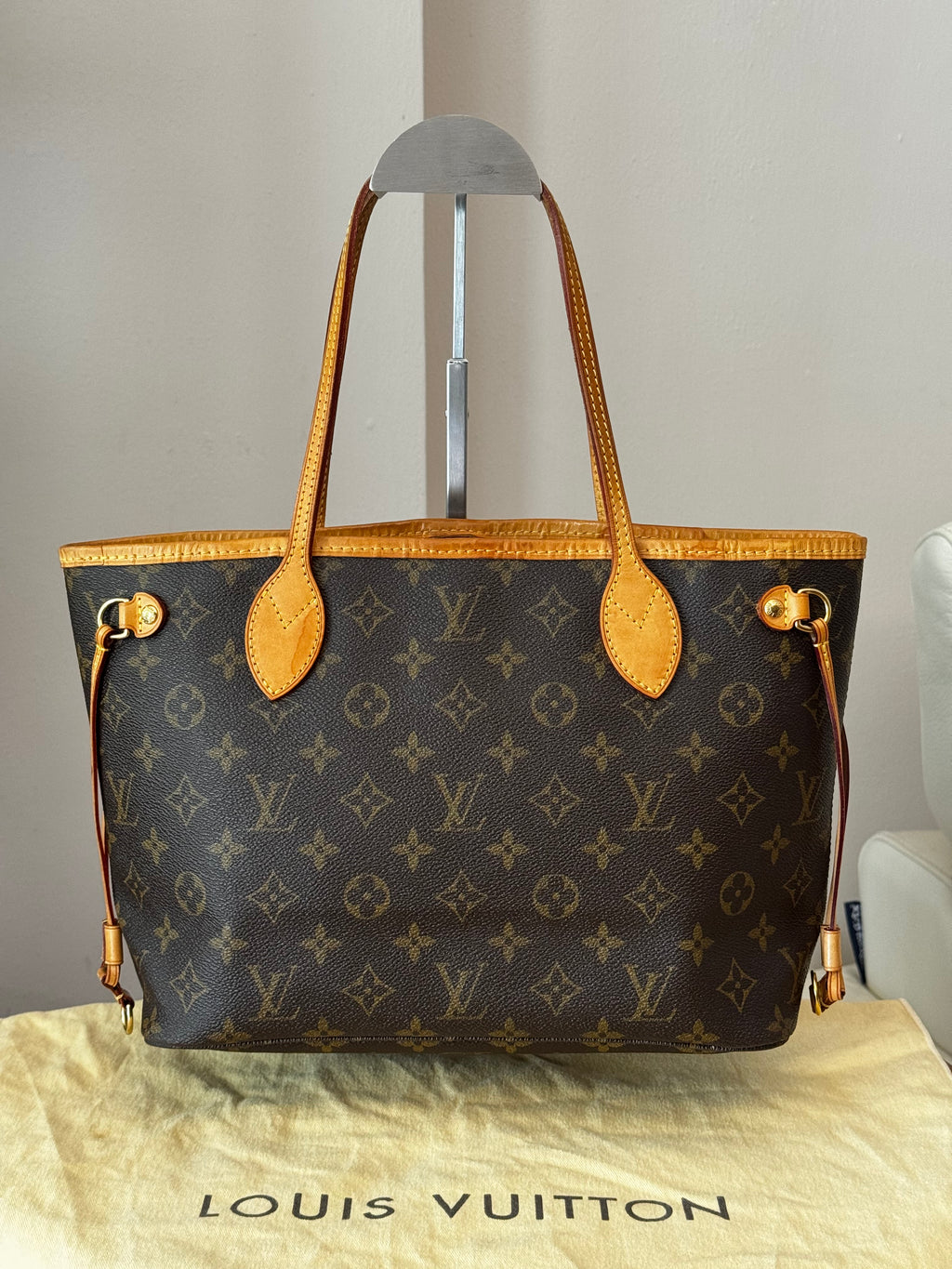 Louis Vuitton Neverfull PM
