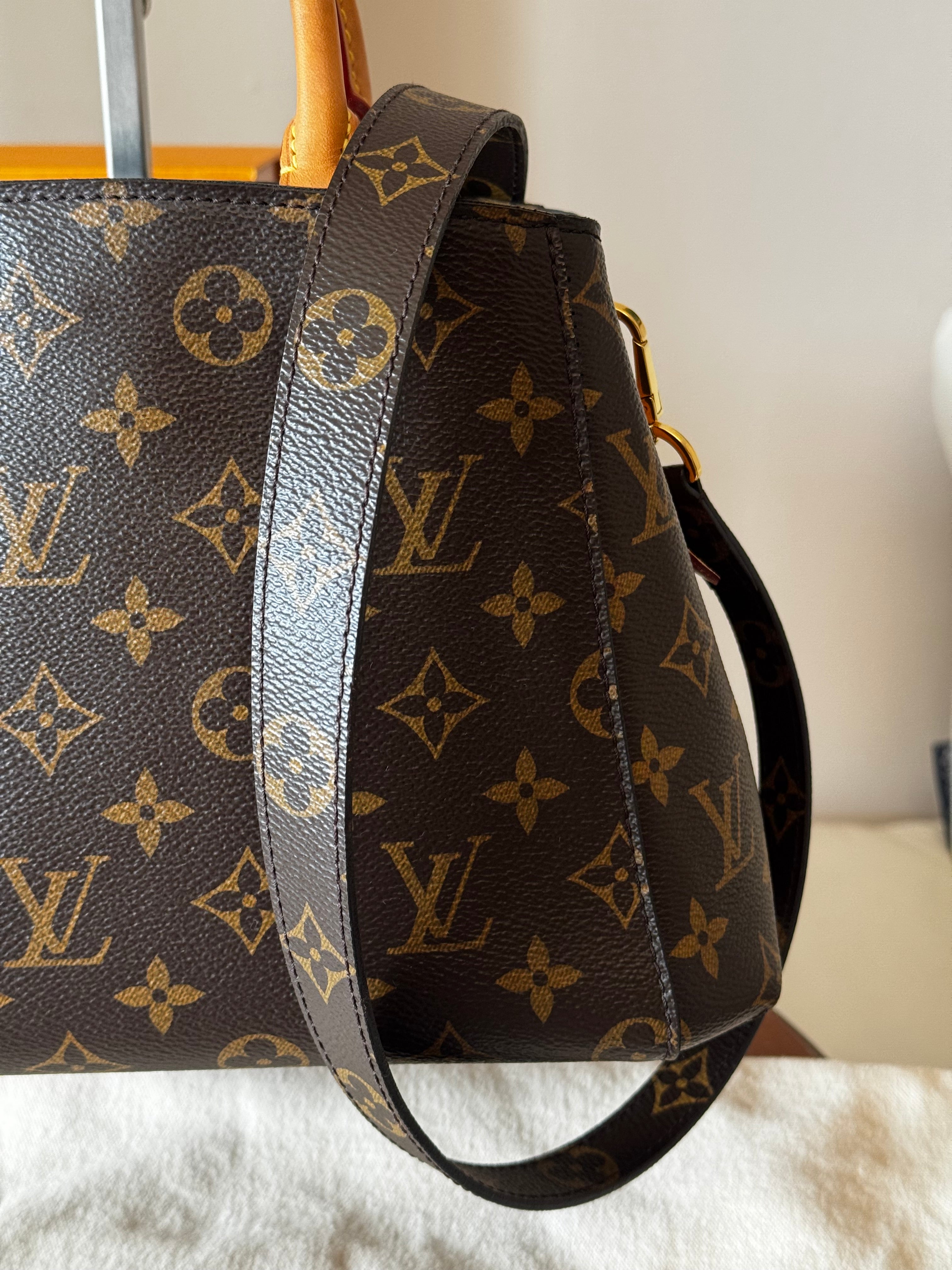 Louis vuitton Montaigne PM
