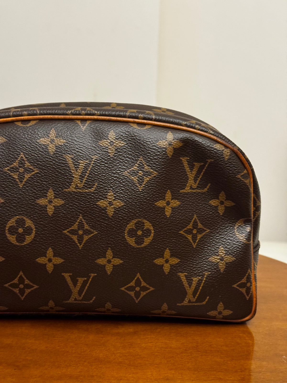 Louis Vuitton Trousse Toilette