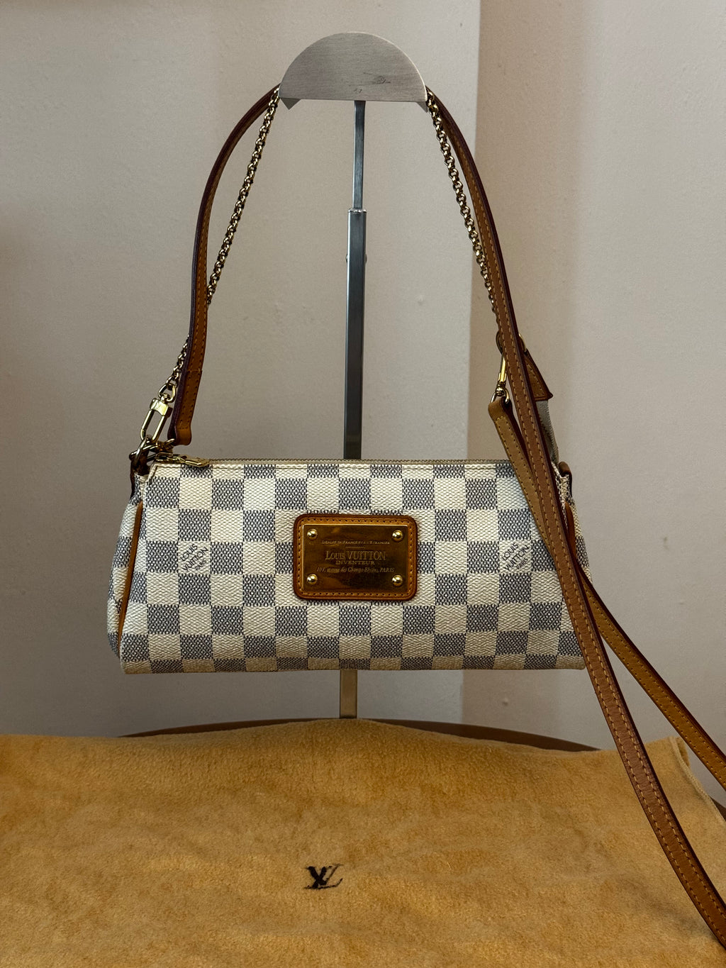 Louis Vuitton Eva