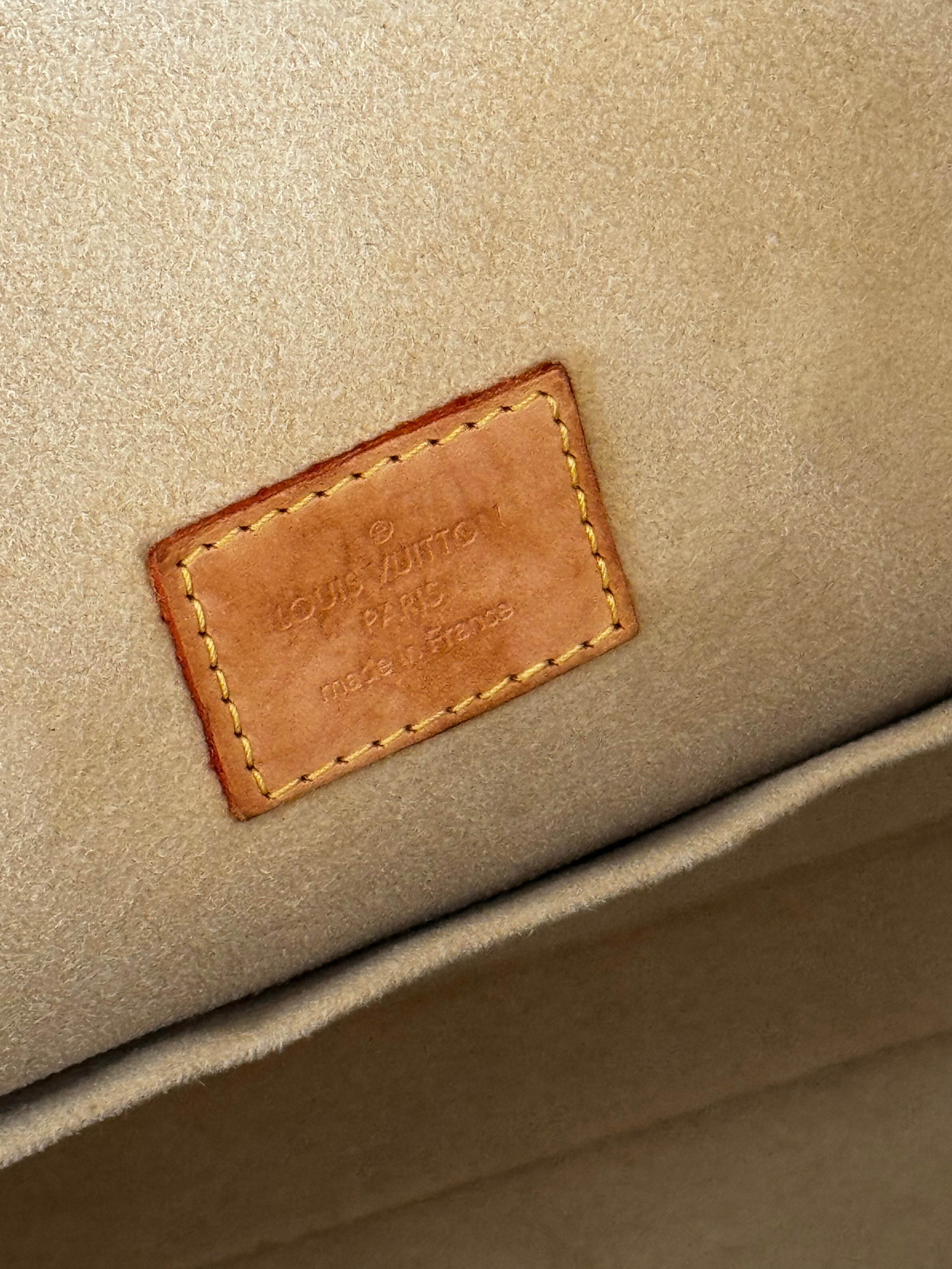 Louis Vuitton Manhattan GM