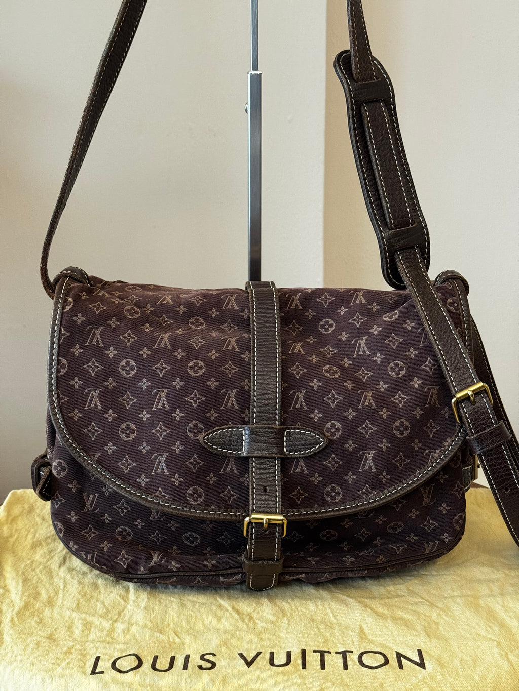 Louis Vuitton Monogram Mini Lin Saumur 30