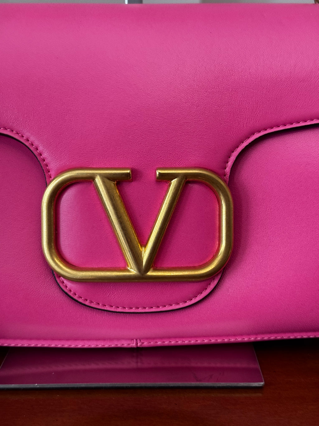 Valentino Garavani Stud Sign