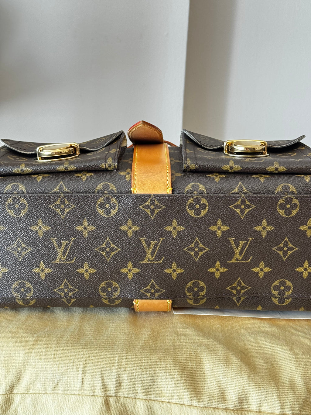 Louis Vuitton Manhattan GM