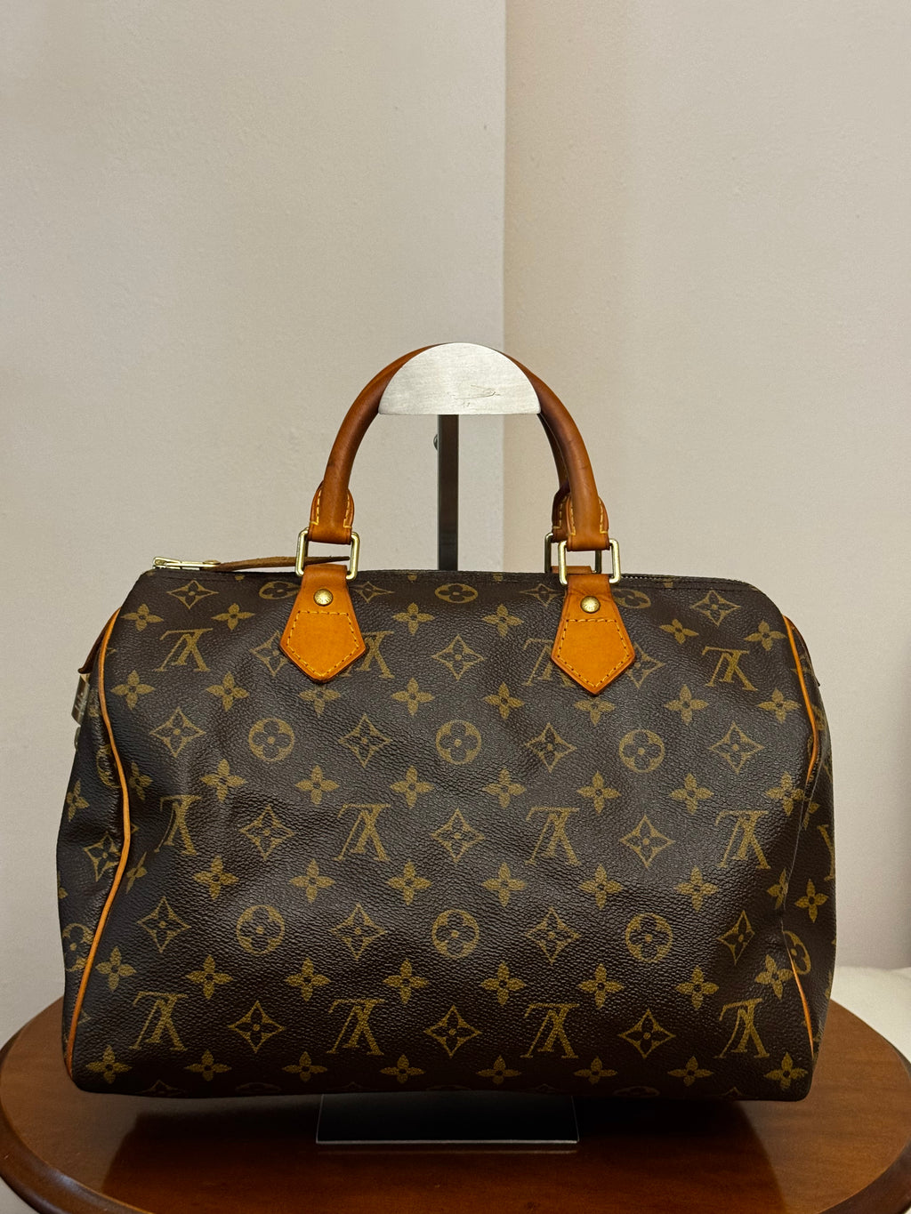 Louis Vuitton Speedy 30
