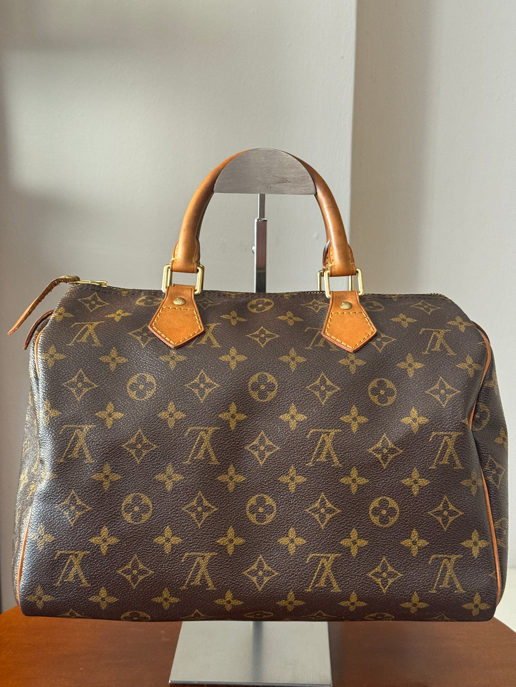 Louis Vuitton Speedy 30