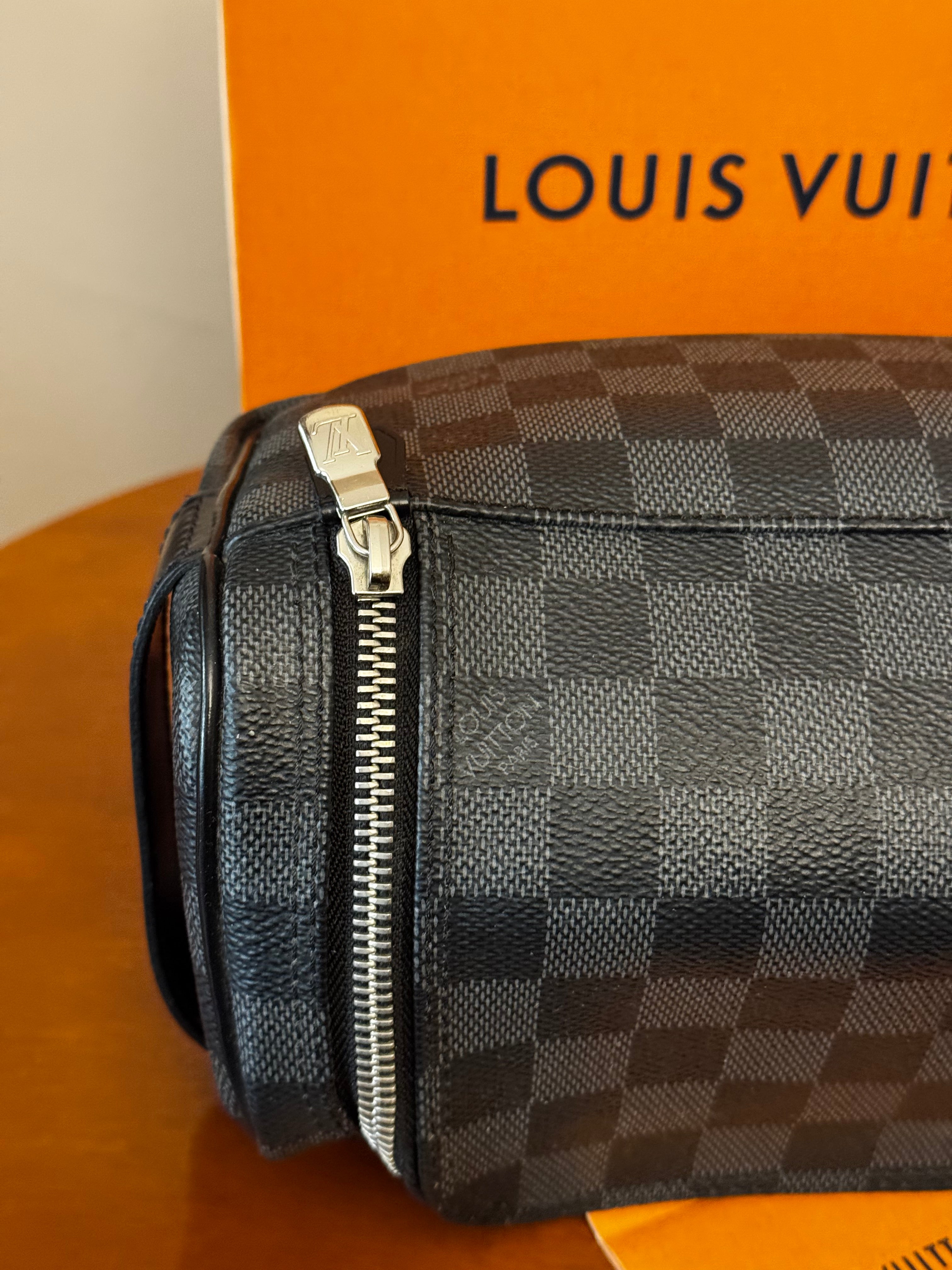 Louis Vuitton Trousse Toilette
