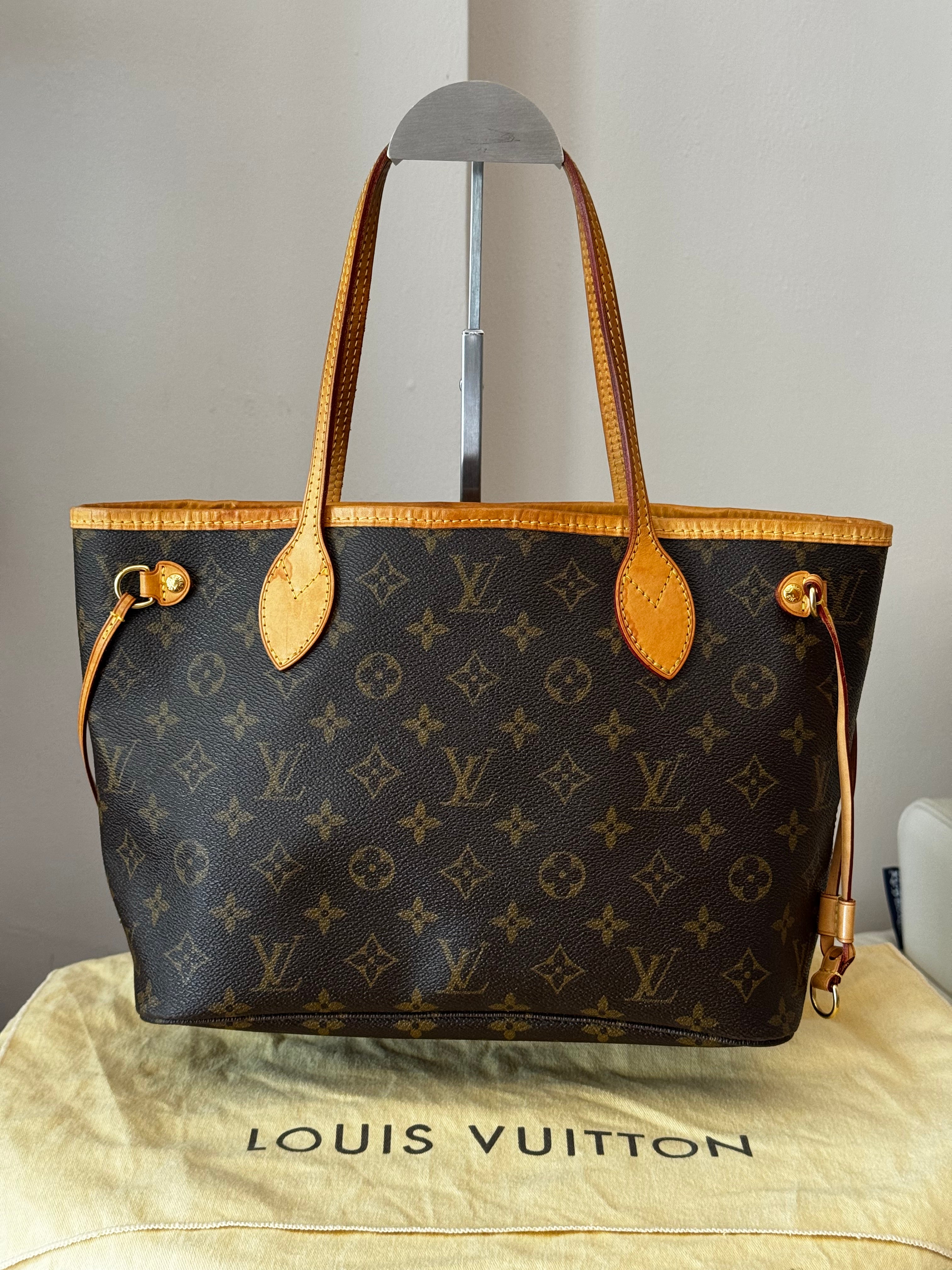 Louis Vuitton Neverfull PM