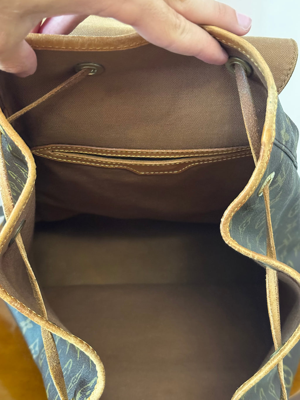 Louis Vuitton Montsouris GM