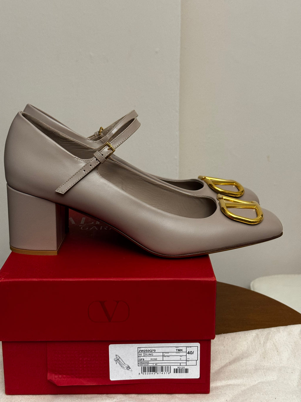 Valentino Garavani Vlogo