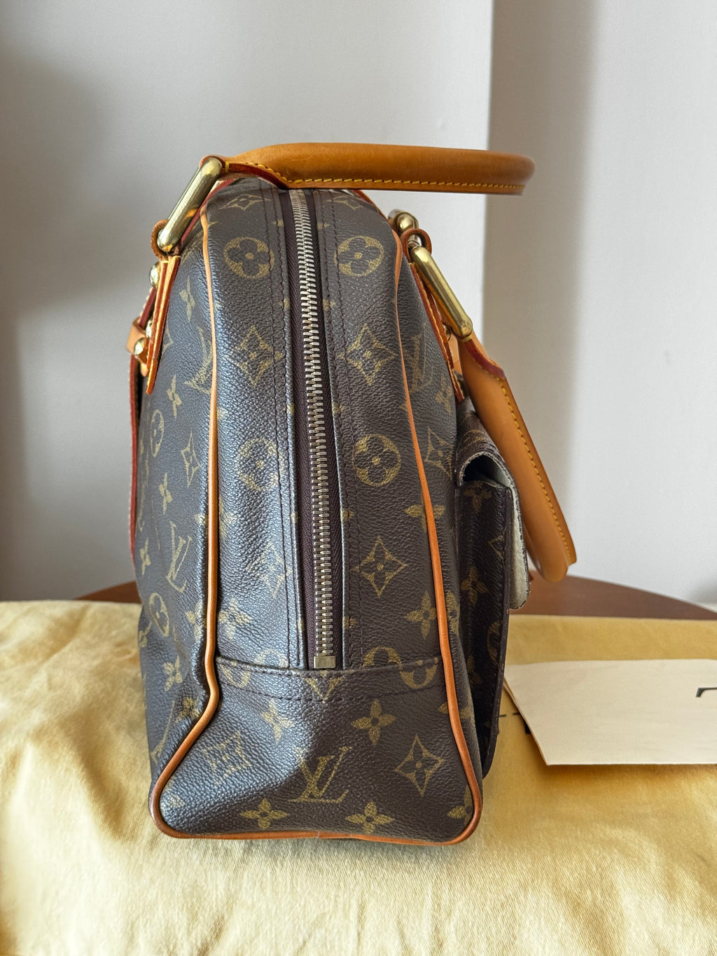 Louis Vuitton Manhattan GM