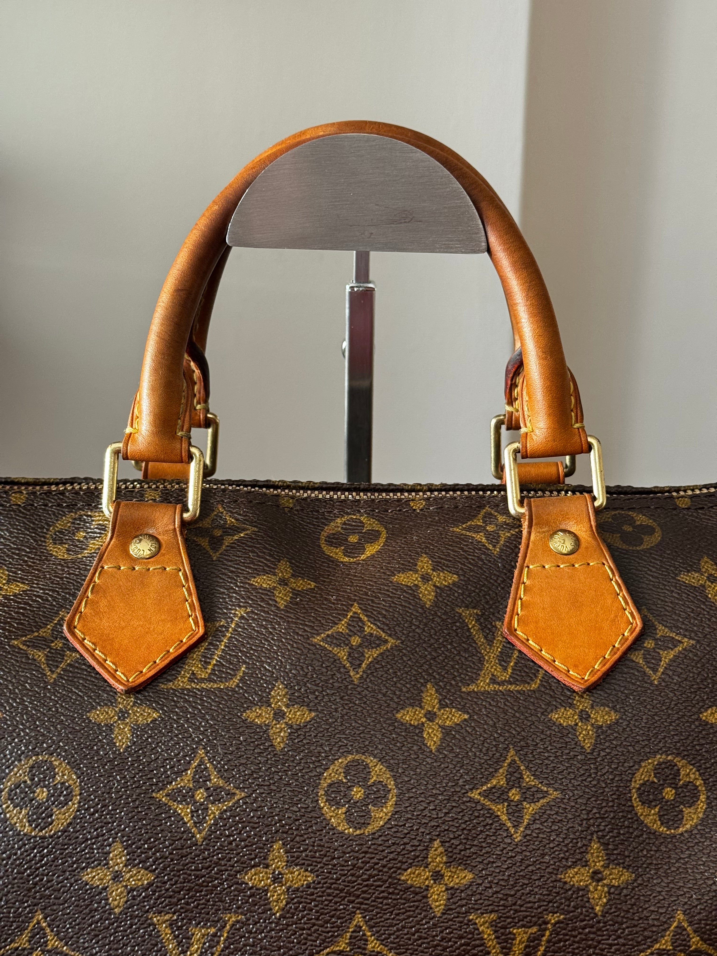 Louis Vuitton Speedy 30