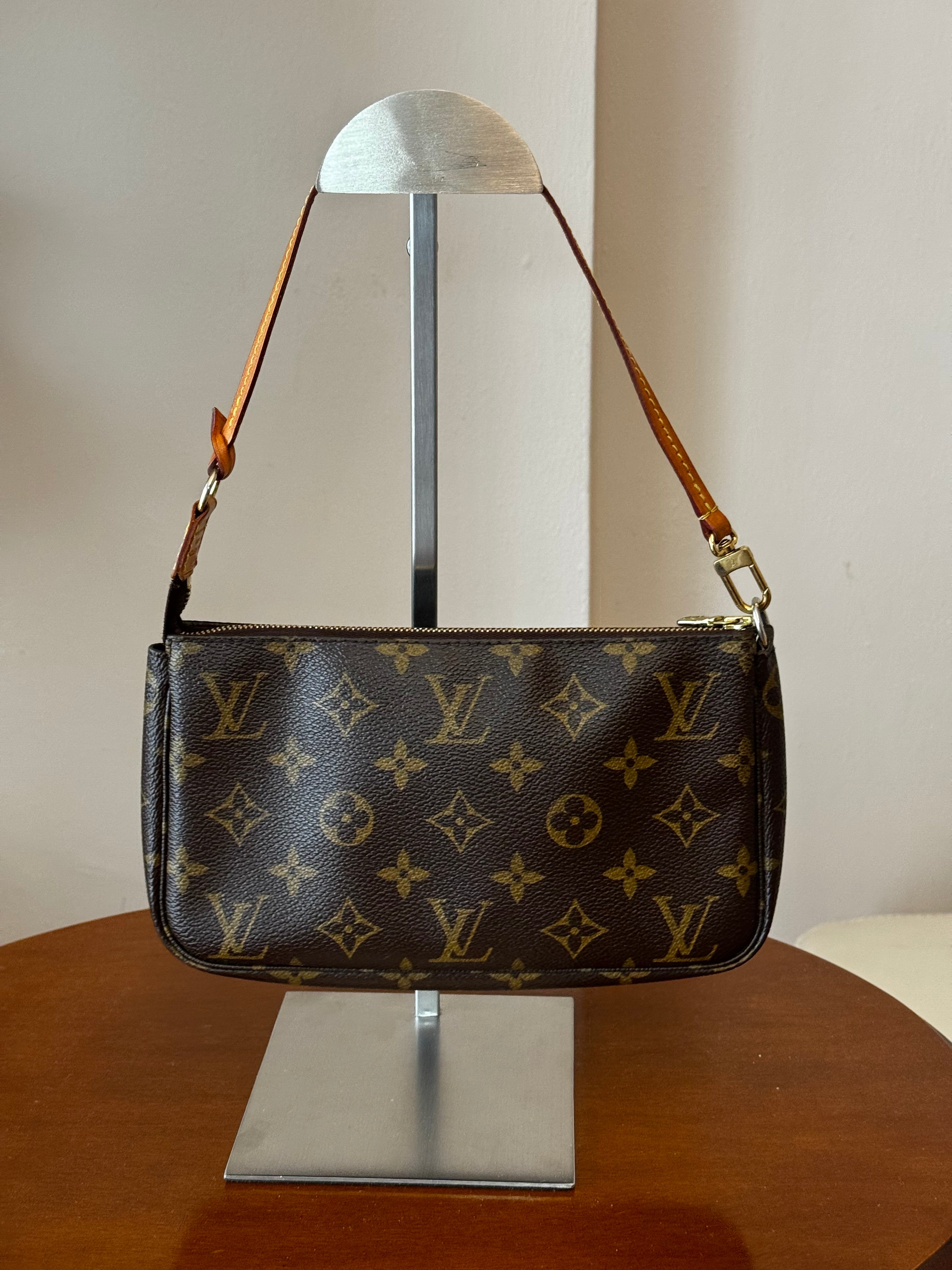 Louis Vuitton Pochette Accessories