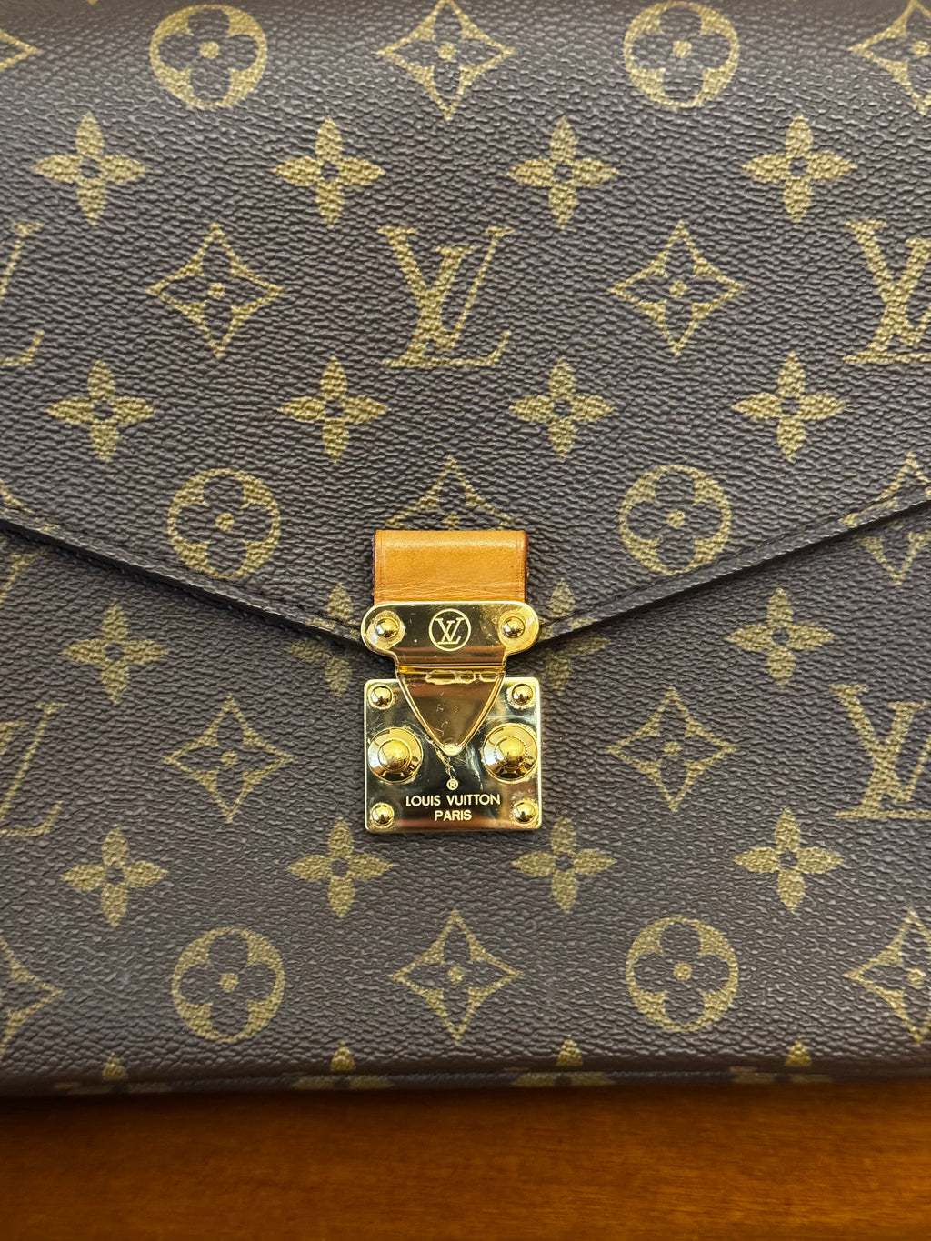 Louis Vuitton Metis