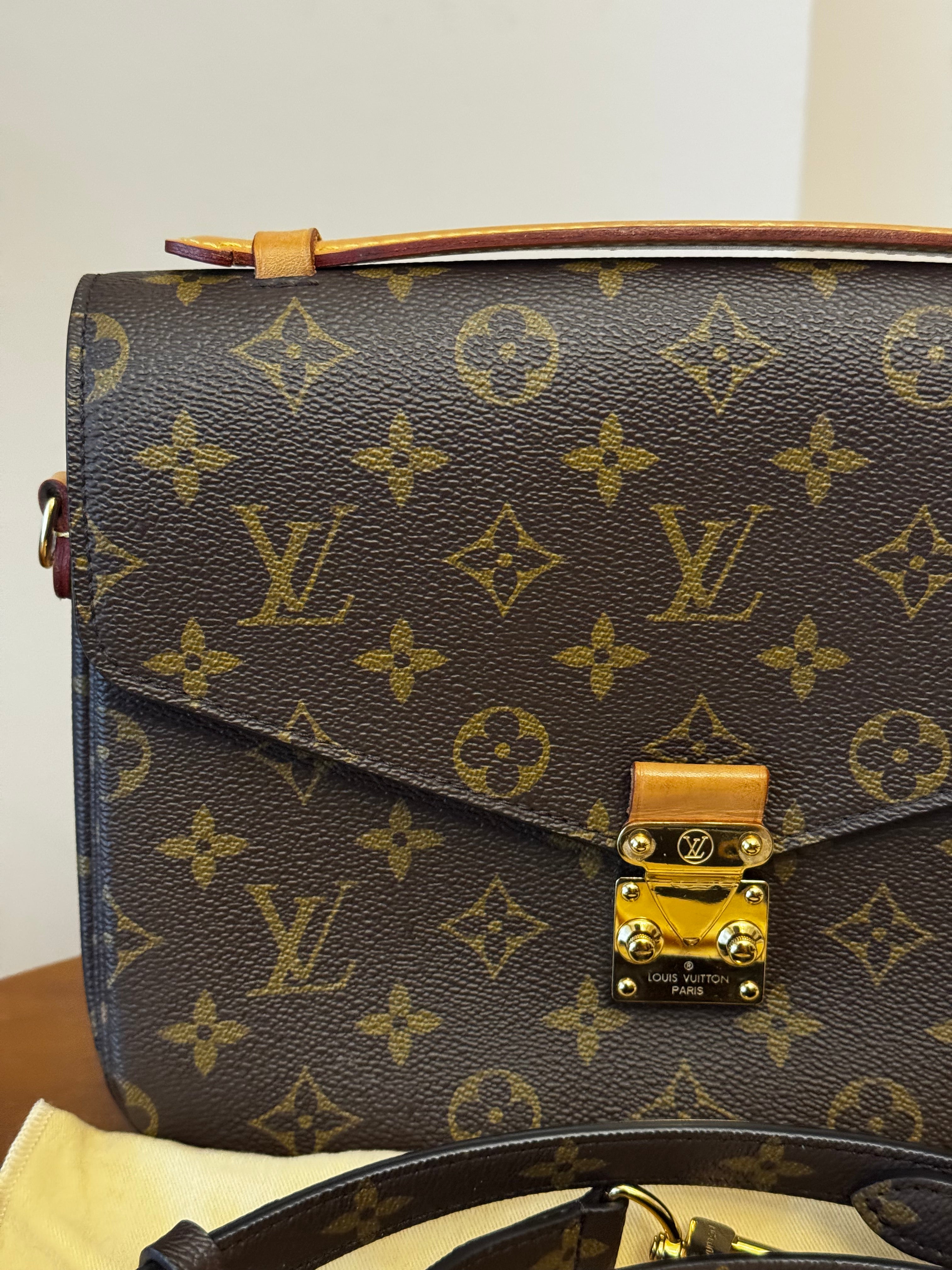 Louis Vuitton Metis