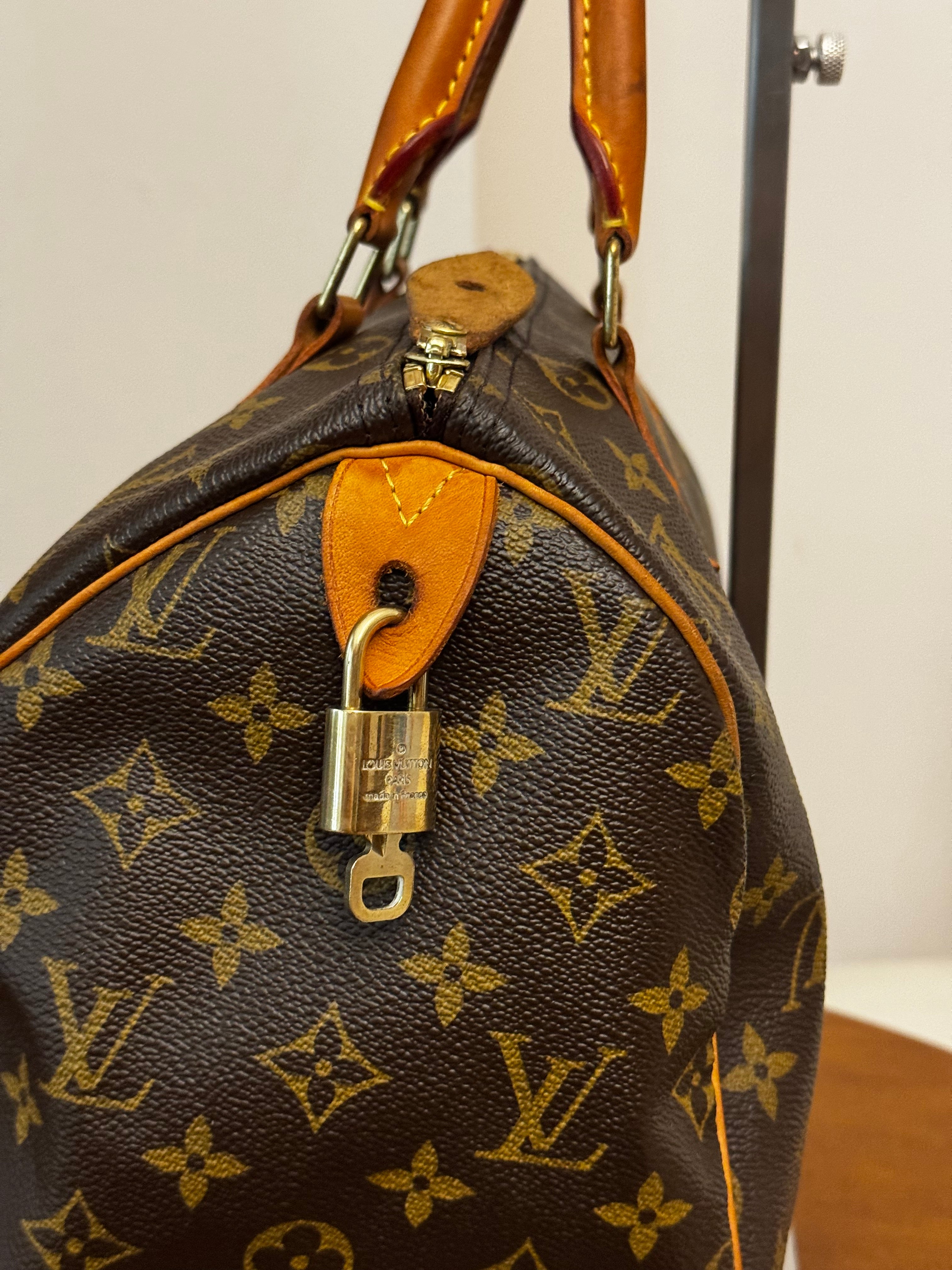 Louis Vuitton Speedy 30