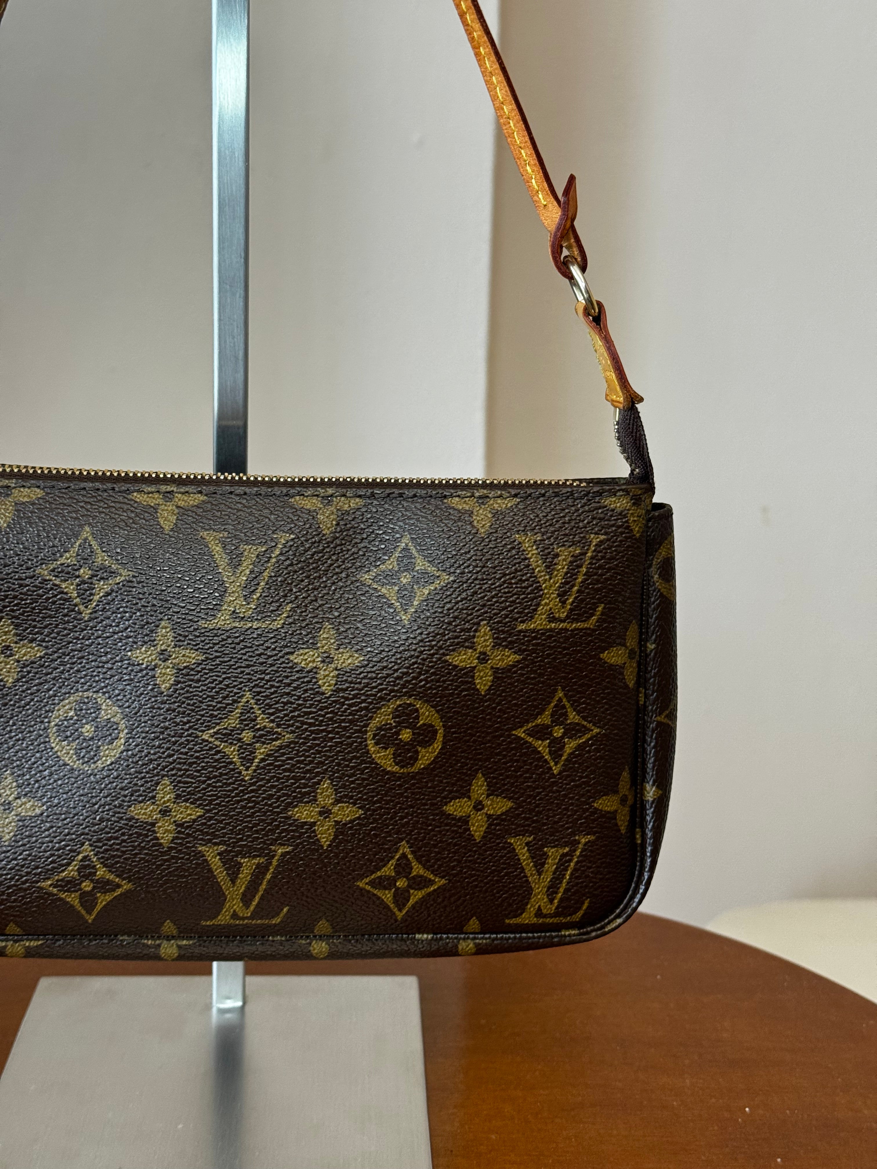 Louis Vuitton Pochette Accessories