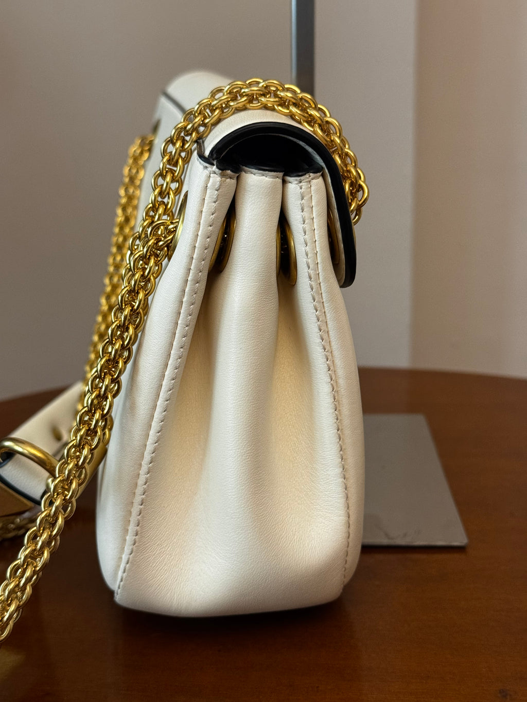 Valentino Garavani Stud Sign