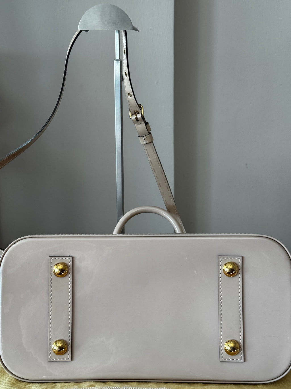 Louis Vuitton Alma