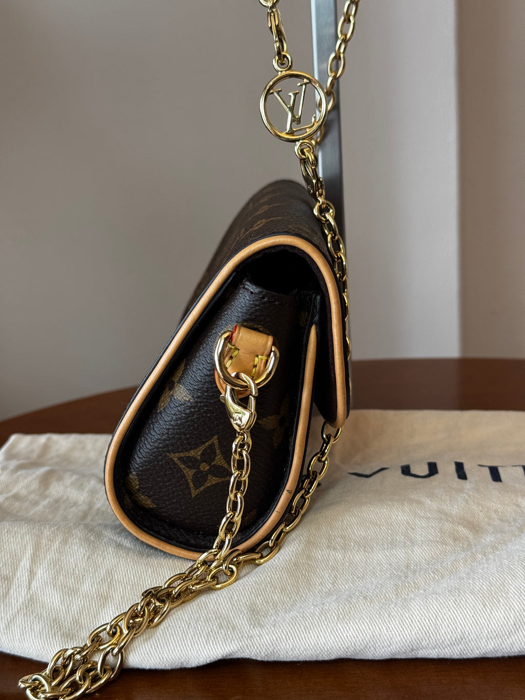 Louis Vuitton Camille