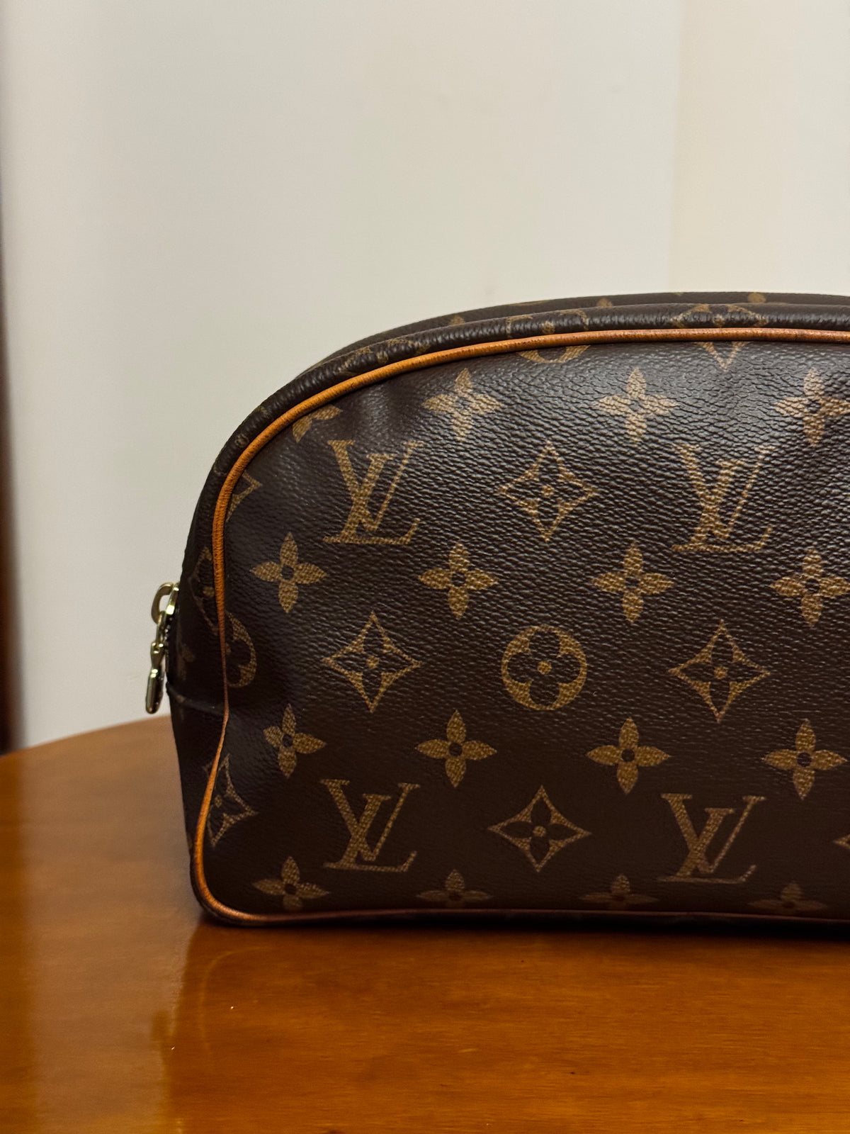 Louis Vuitton Trousse Toilette
