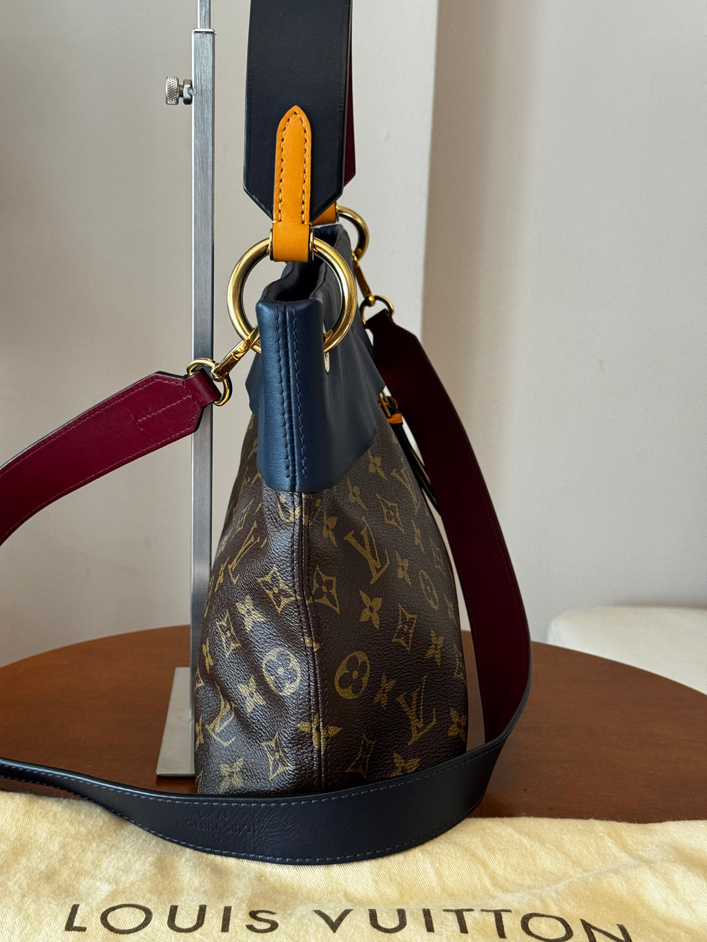 Louis Vuitton Tuileries Besace
