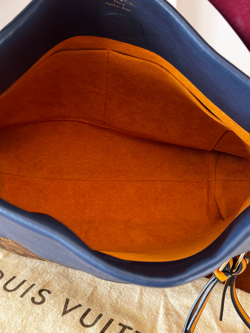 Louis Vuitton Tuileries Besace