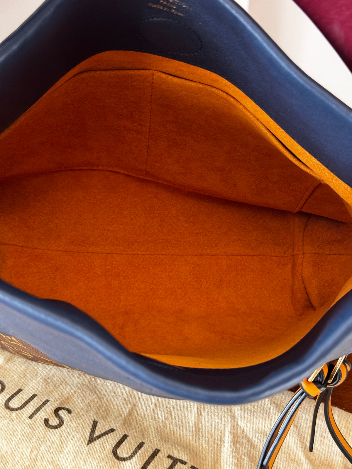 Louis Vuitton Tuileries Besace