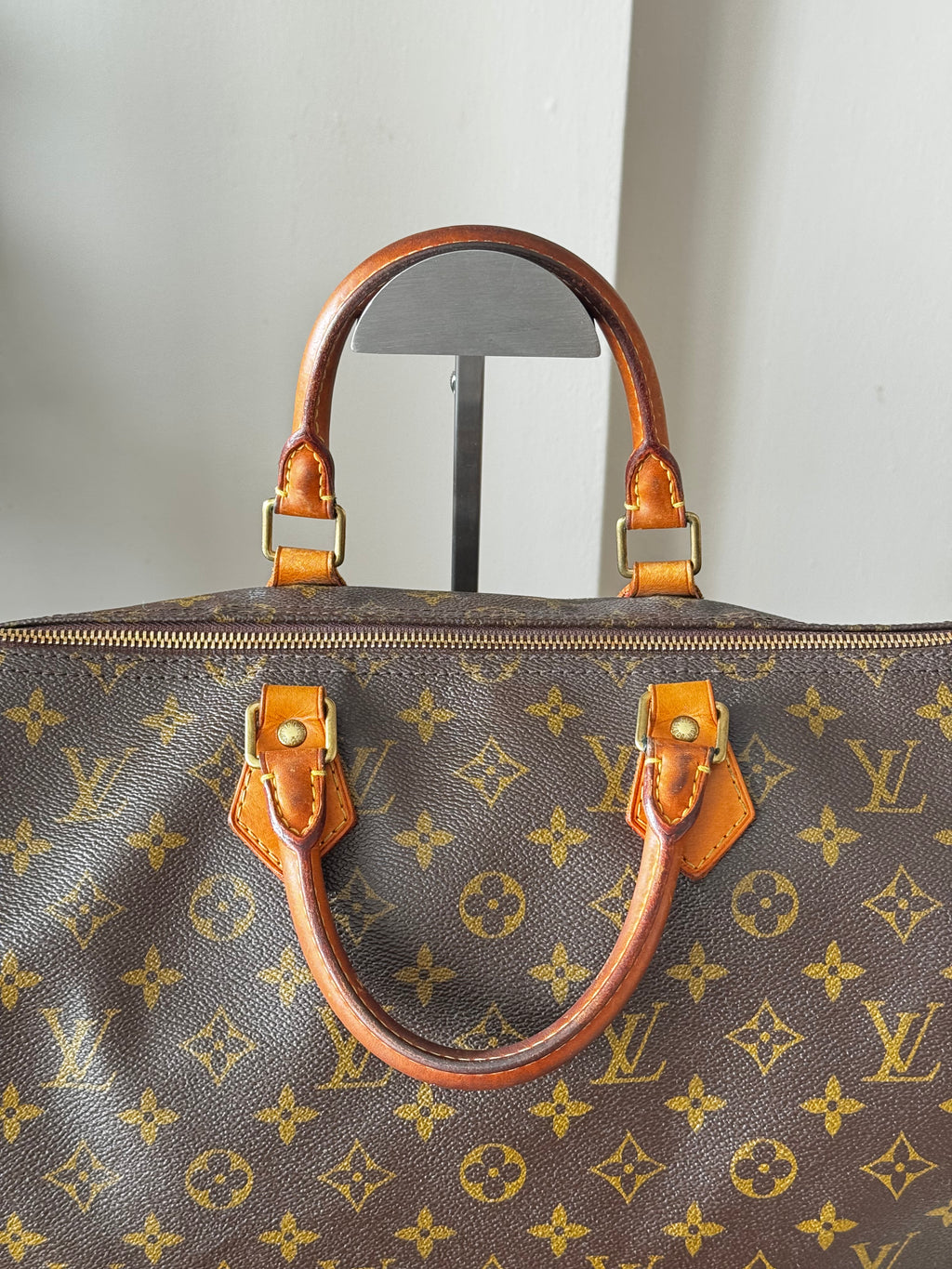 Louis Vuitton Speedy 35
