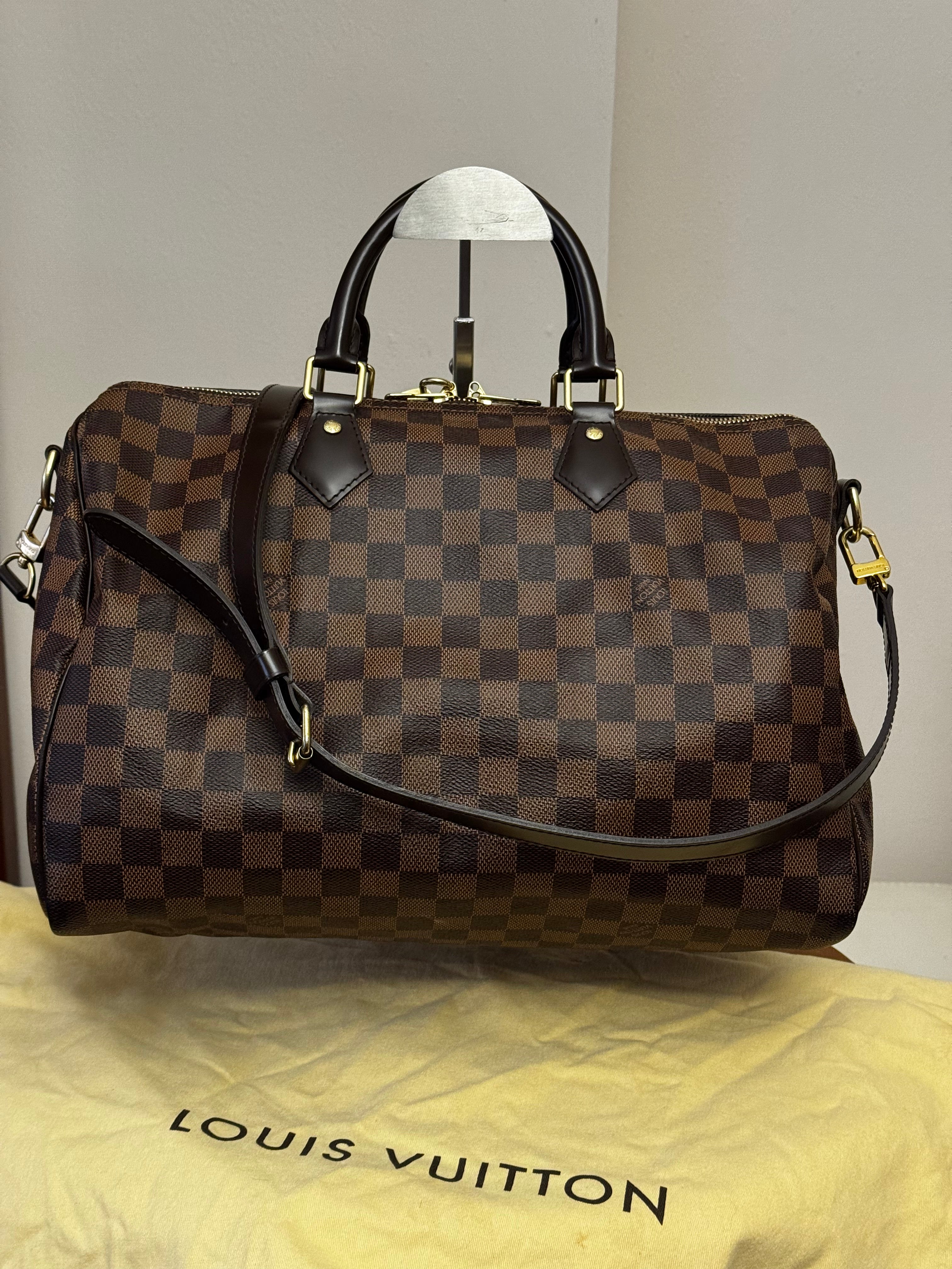 Louis Vuitton Bandoulière 35