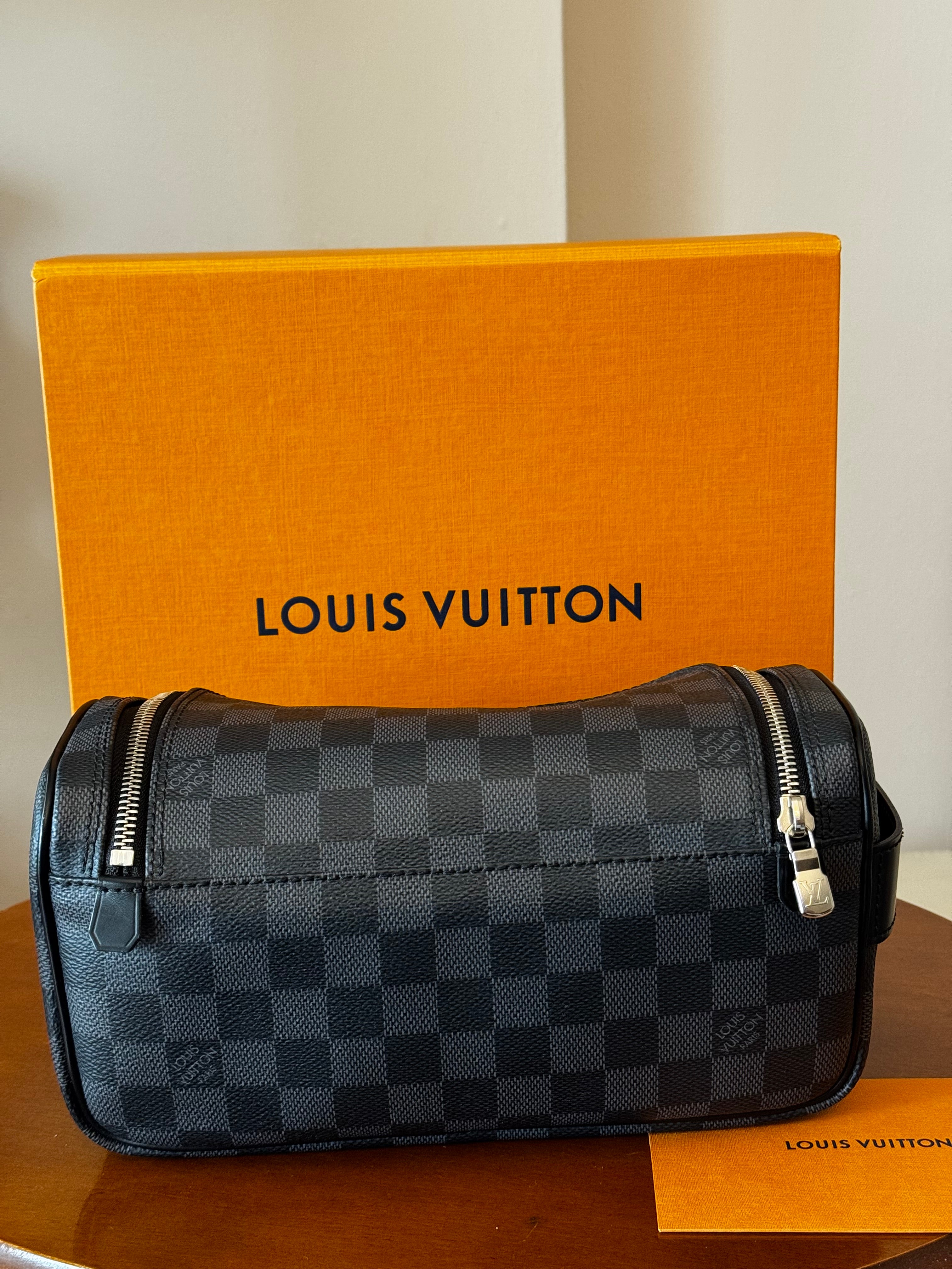 Louis vuitton Trousse Toilette