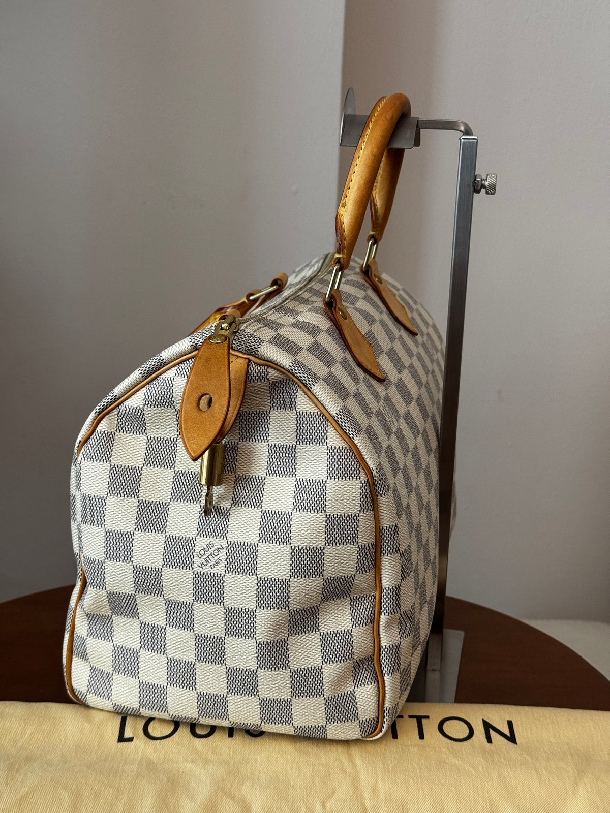Louis Vuitton Speedy 30