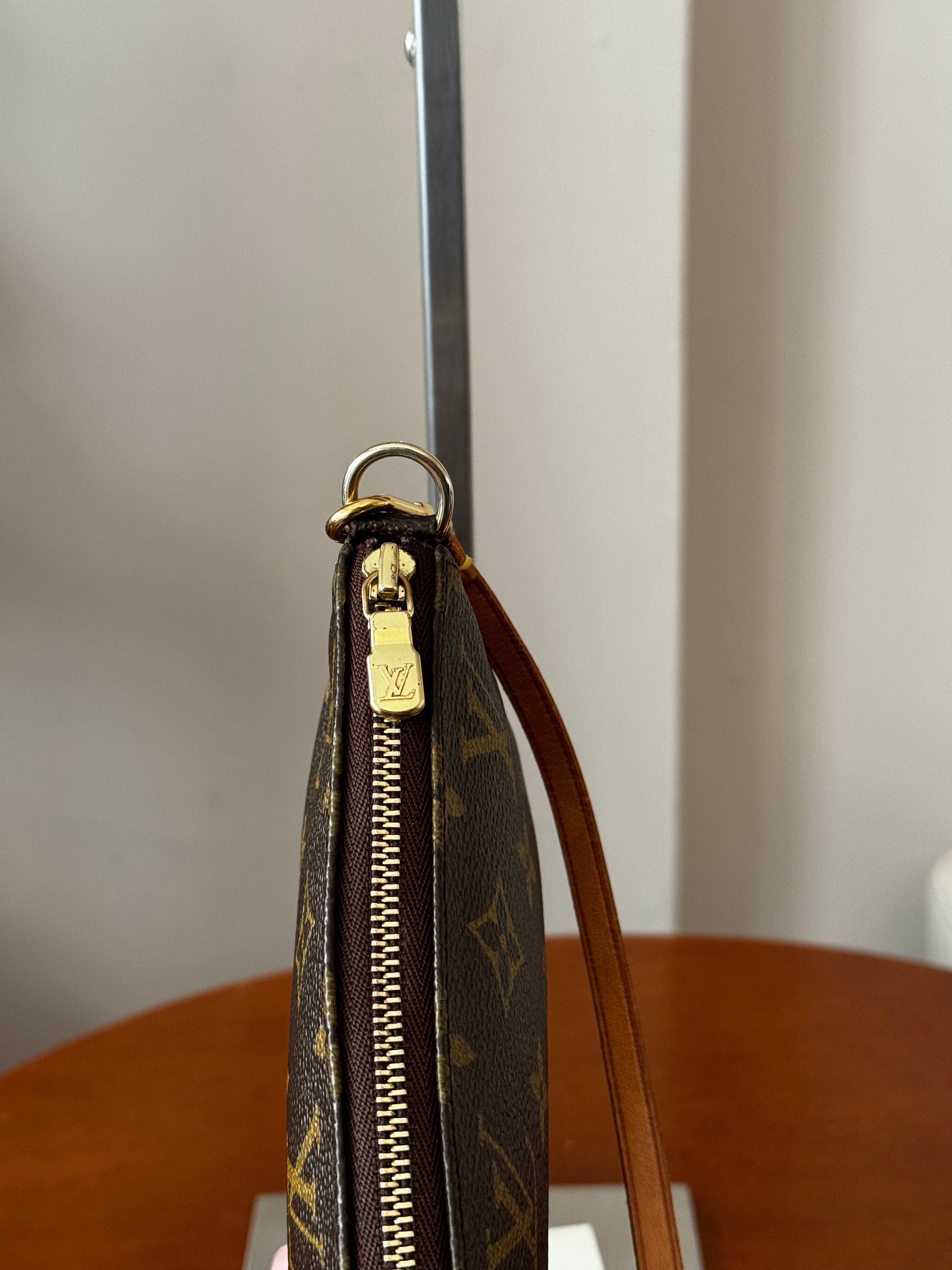 Louis Vuitton Pochette Accessoires