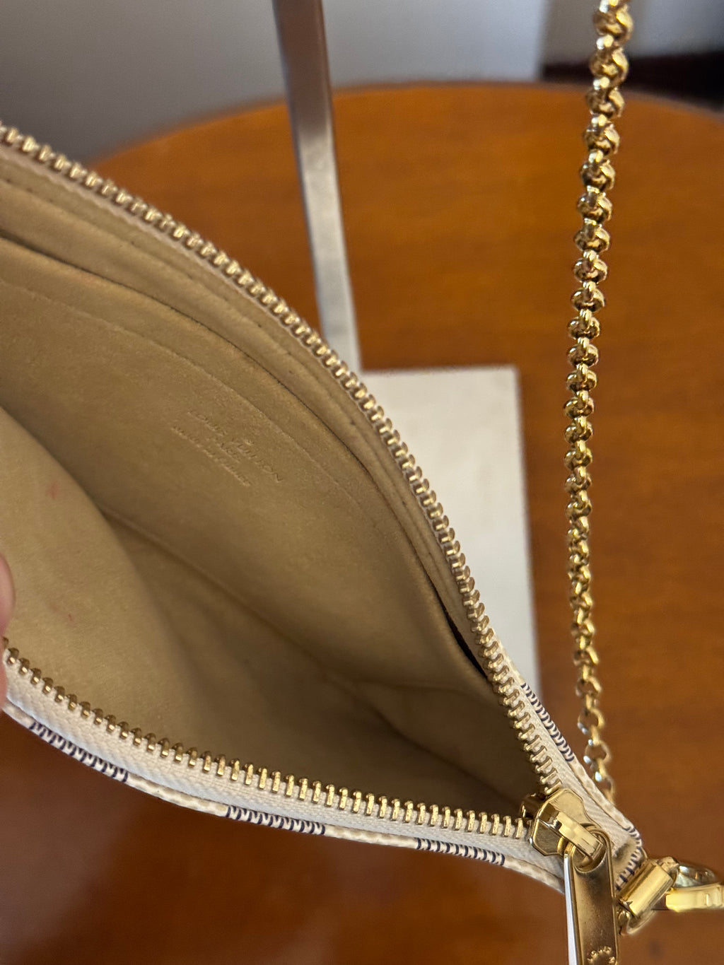 Louis Vuitton Pochette Milla Damier Azur