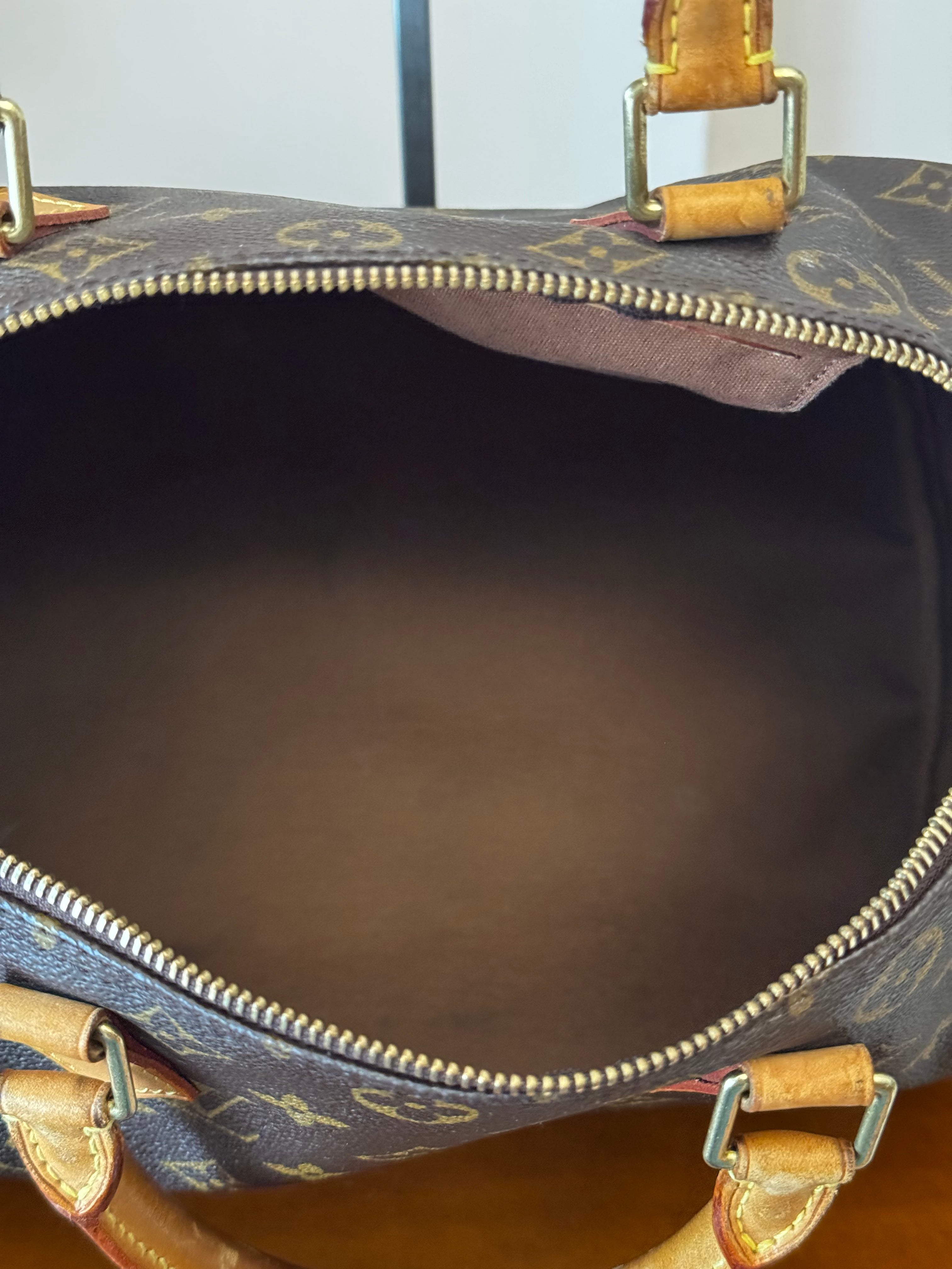 Louis Vuitton Speedy 30