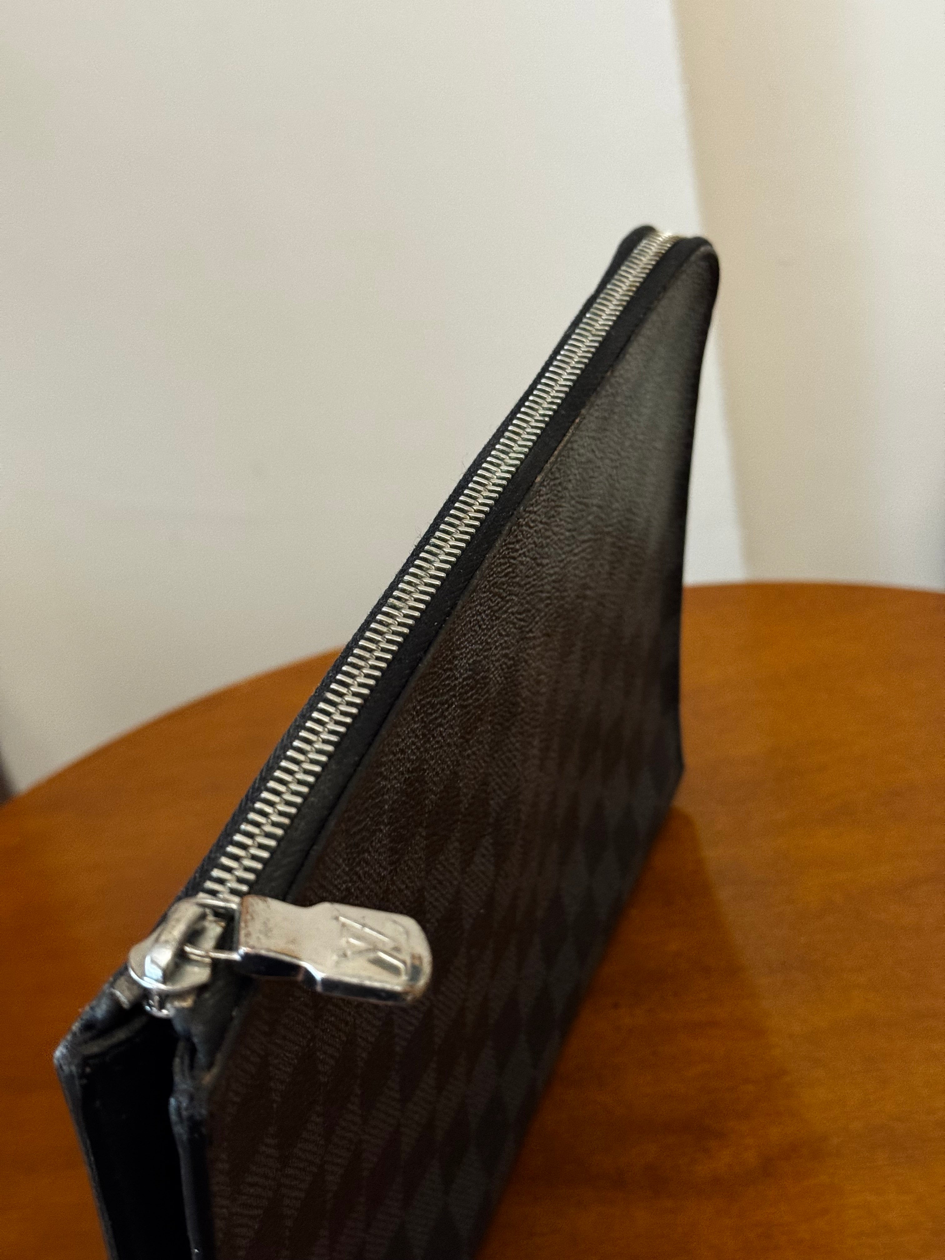 Louis Vuitton Pochette Etui PM