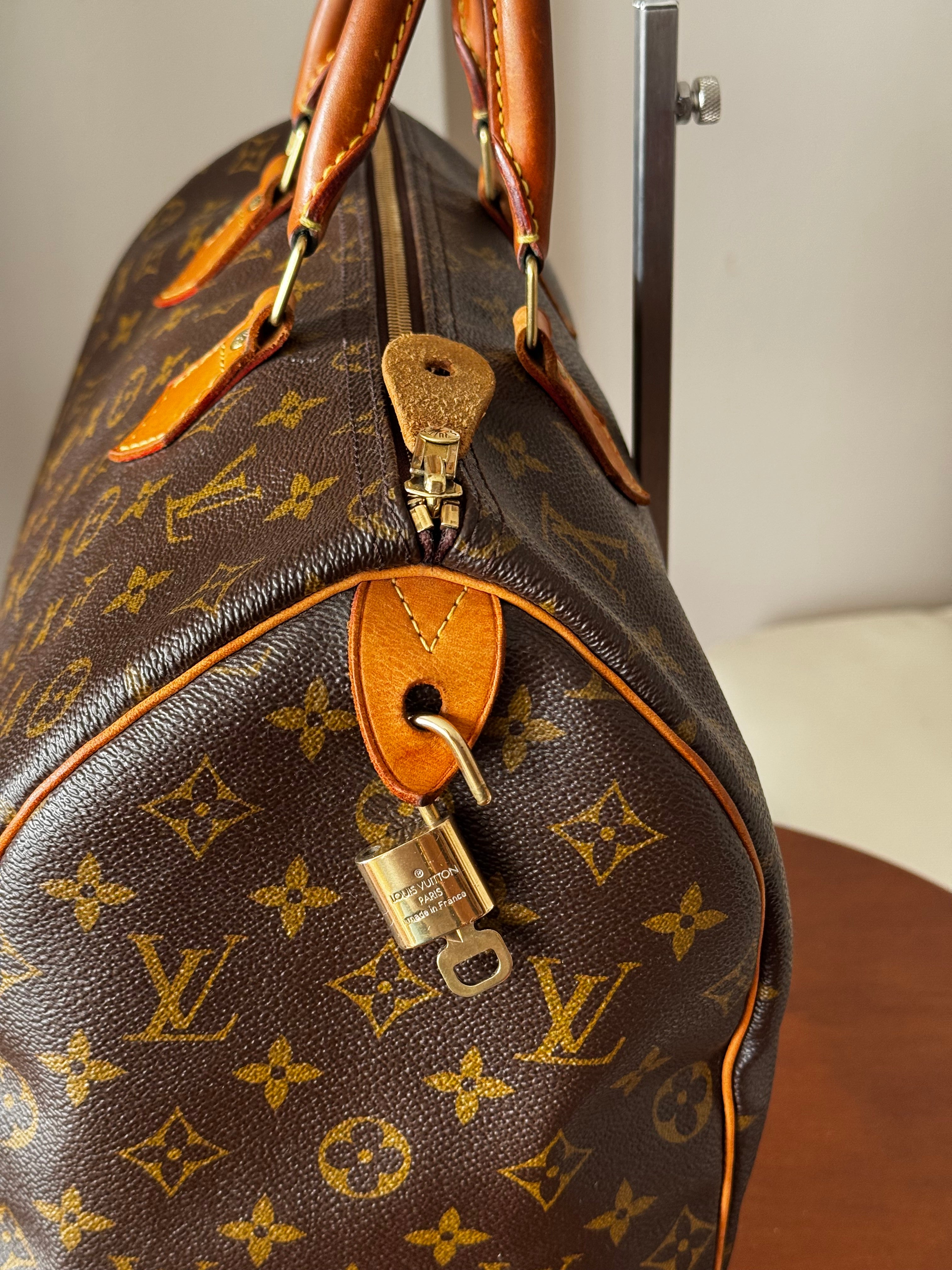 Louis Vuitton Speedy 35