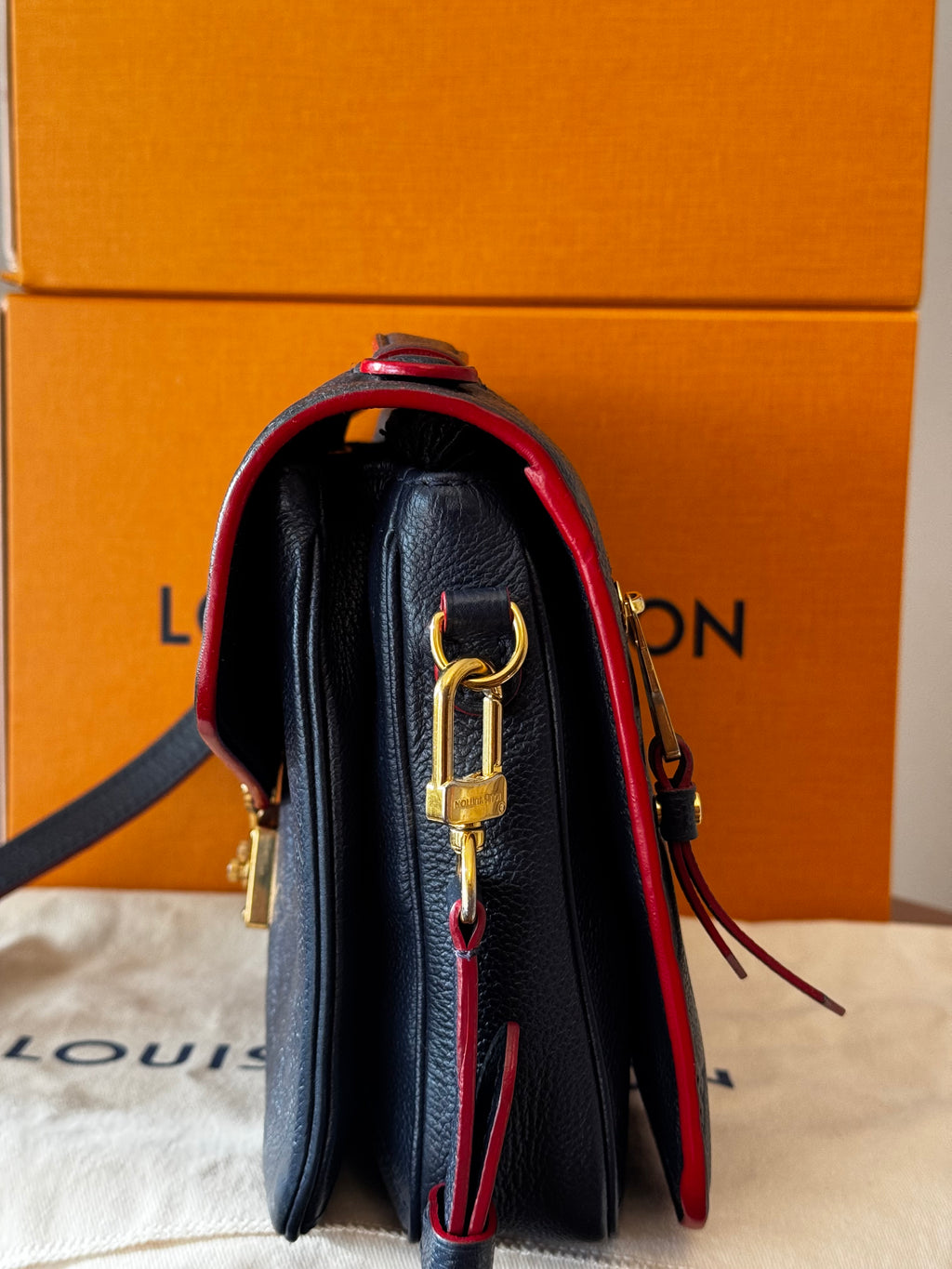 Louis Vuitton Metis