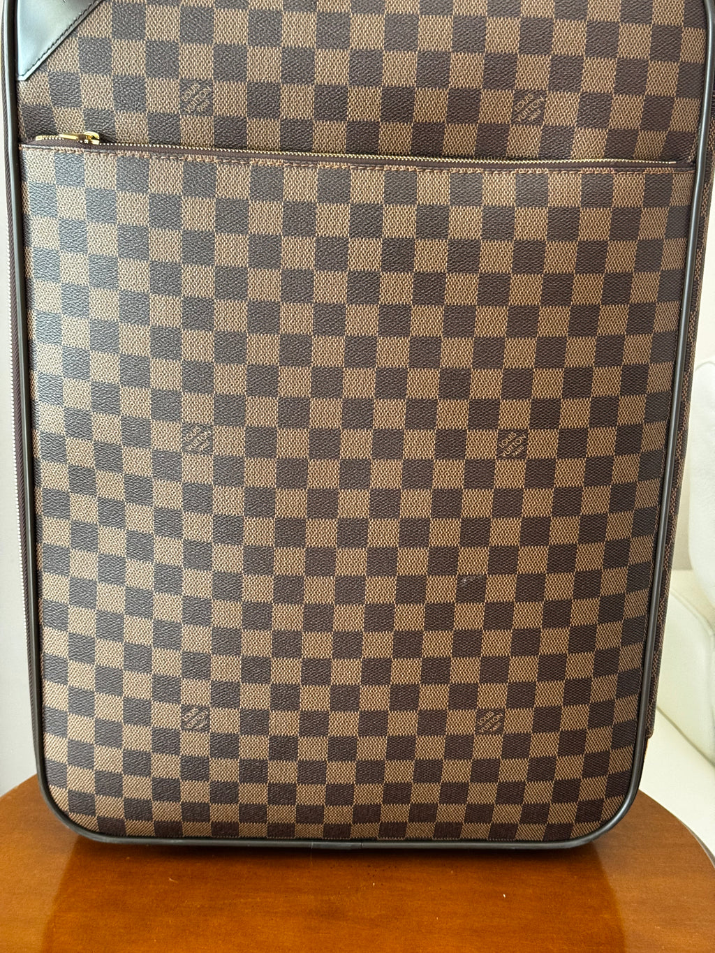 Louis Vuitton Pegase