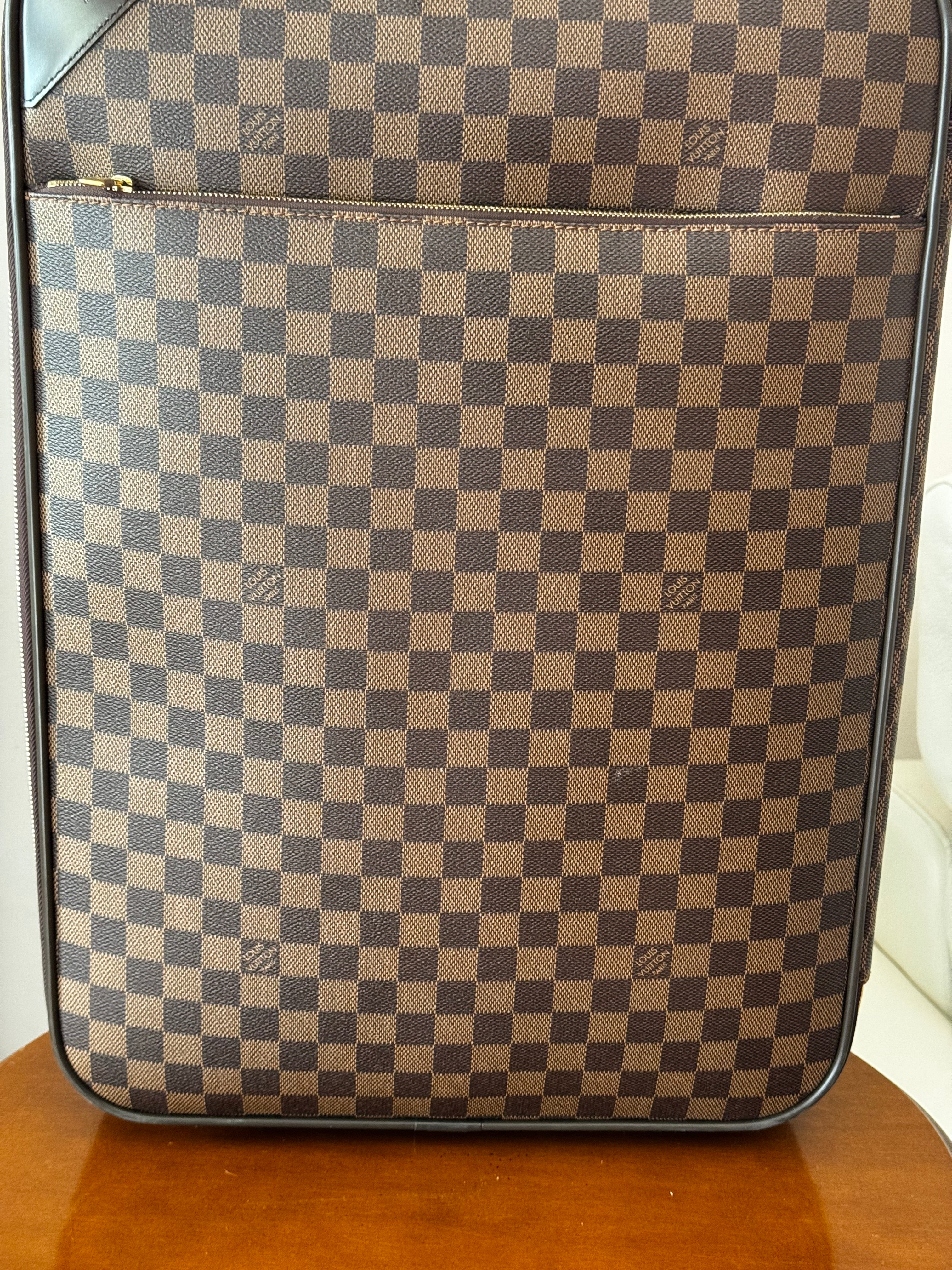 Louis Vuitton Pegase