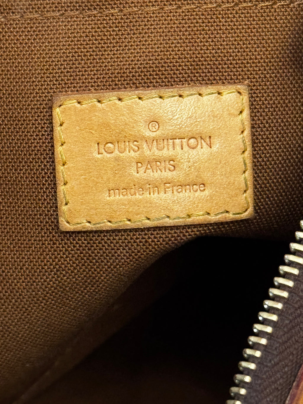 Louis Vuitton Thames PM