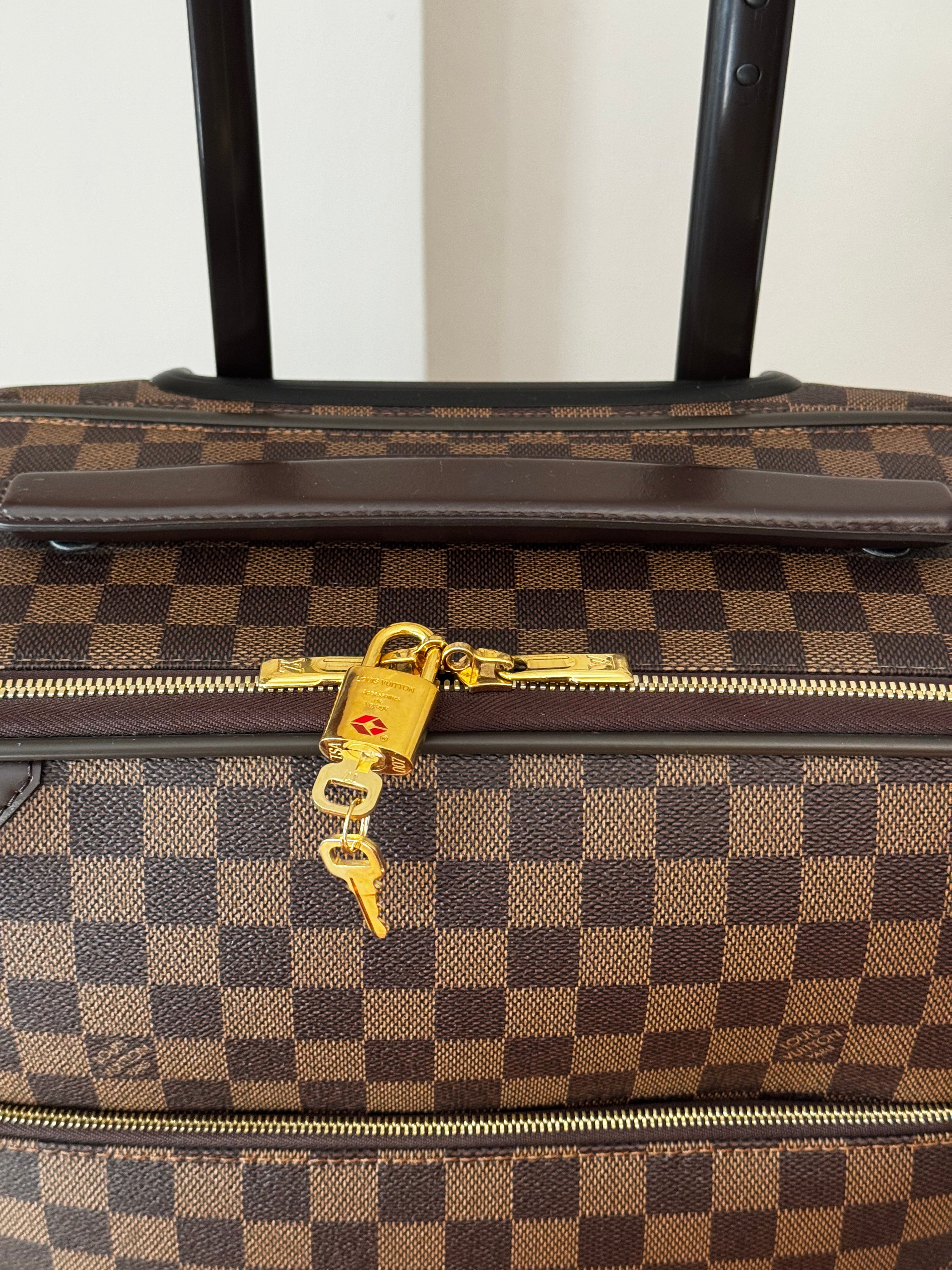 Louis Vuitton Pegase
