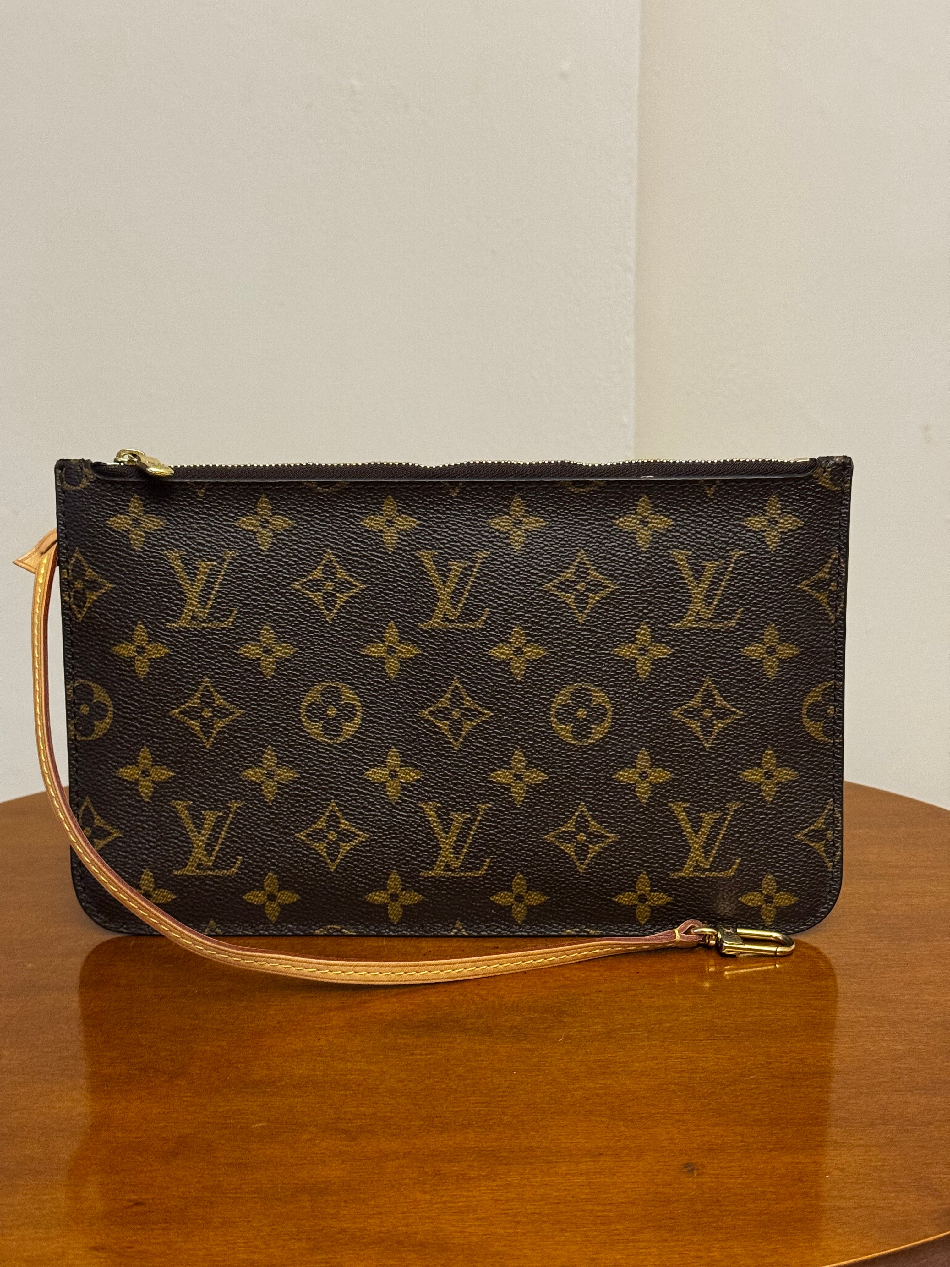 Louis Vuitton Pochette
