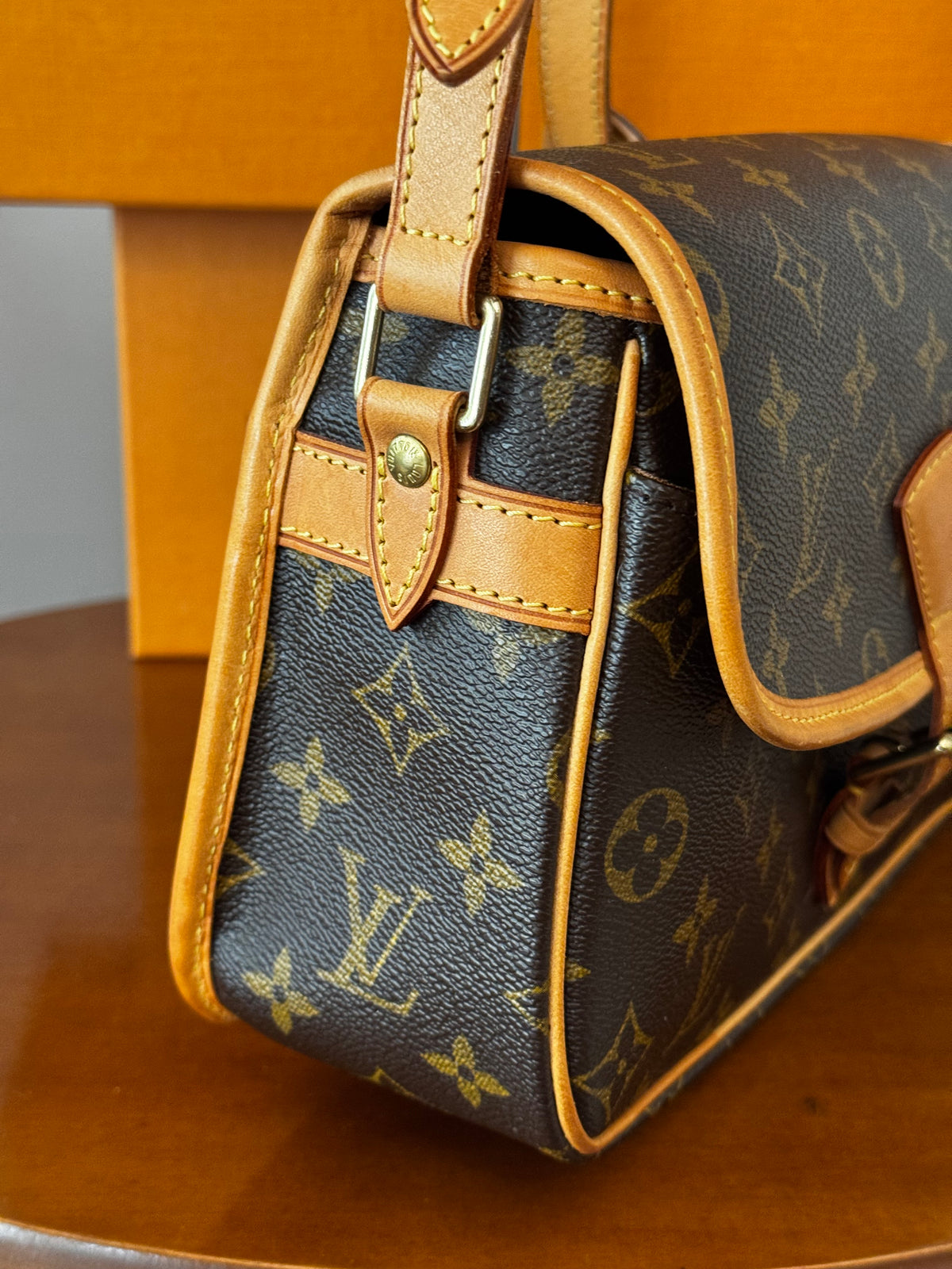 Louis Vuitton Sologne