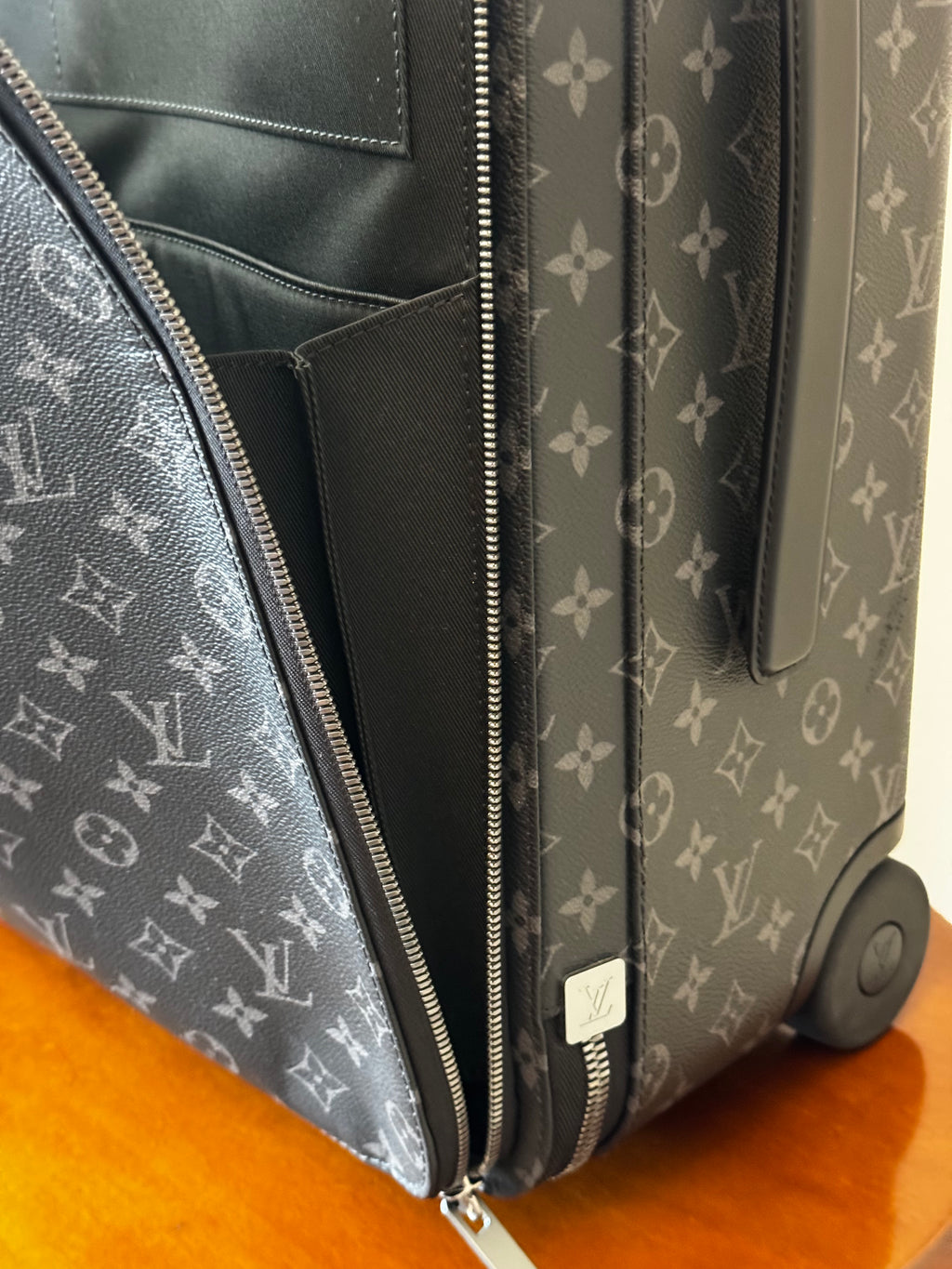 Louis Vuitton Pegase 55