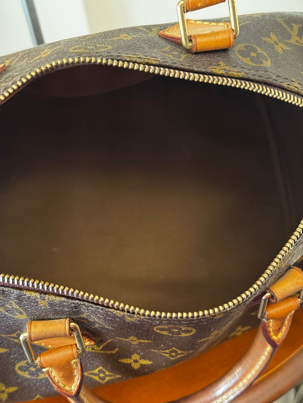 Louis Vuitton Speedy 30